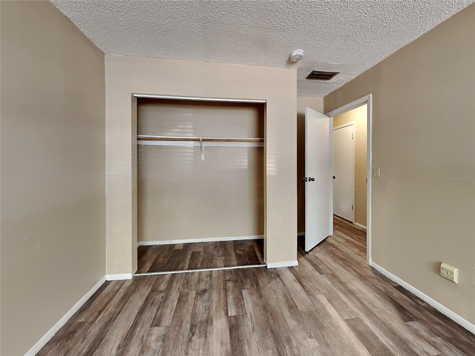Image 11 of 20 For 907 63rd Avenue W 907 & 909