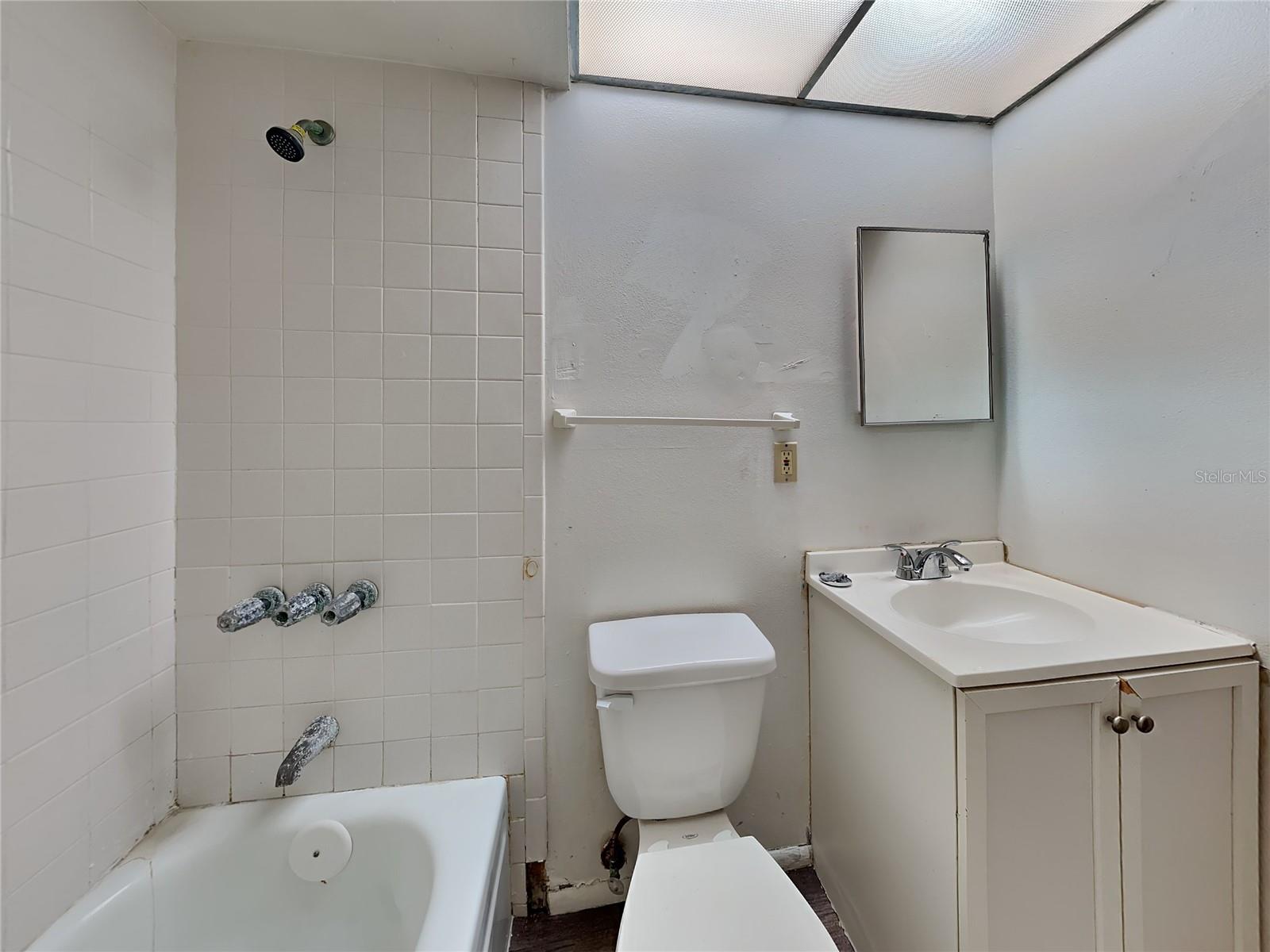Image 13 of 20 For 907 63rd Avenue W 907 & 909