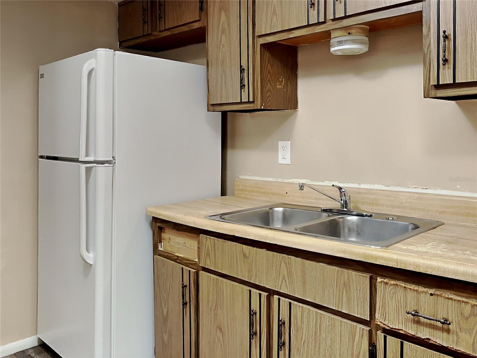 Image 3 of 20 For 907 63rd Avenue W 907 & 909