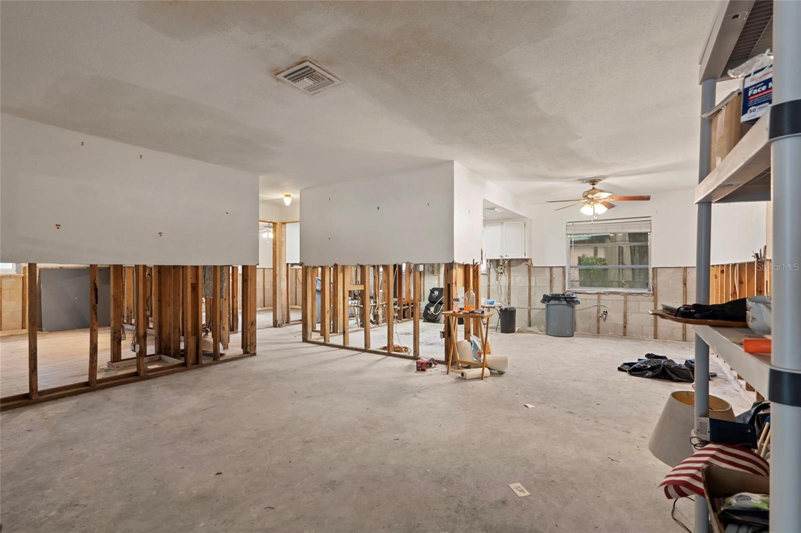 Image 6 of 36 For 701 59th Avenue Ne