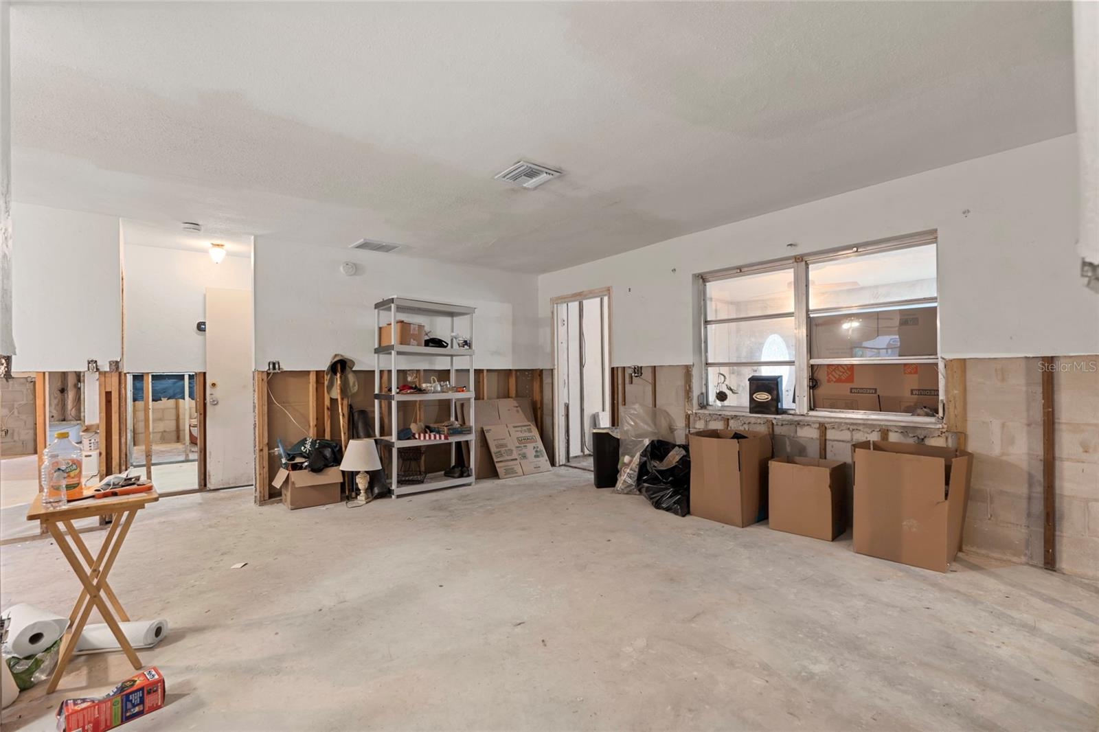 Image 7 of 36 For 701 59th Avenue Ne