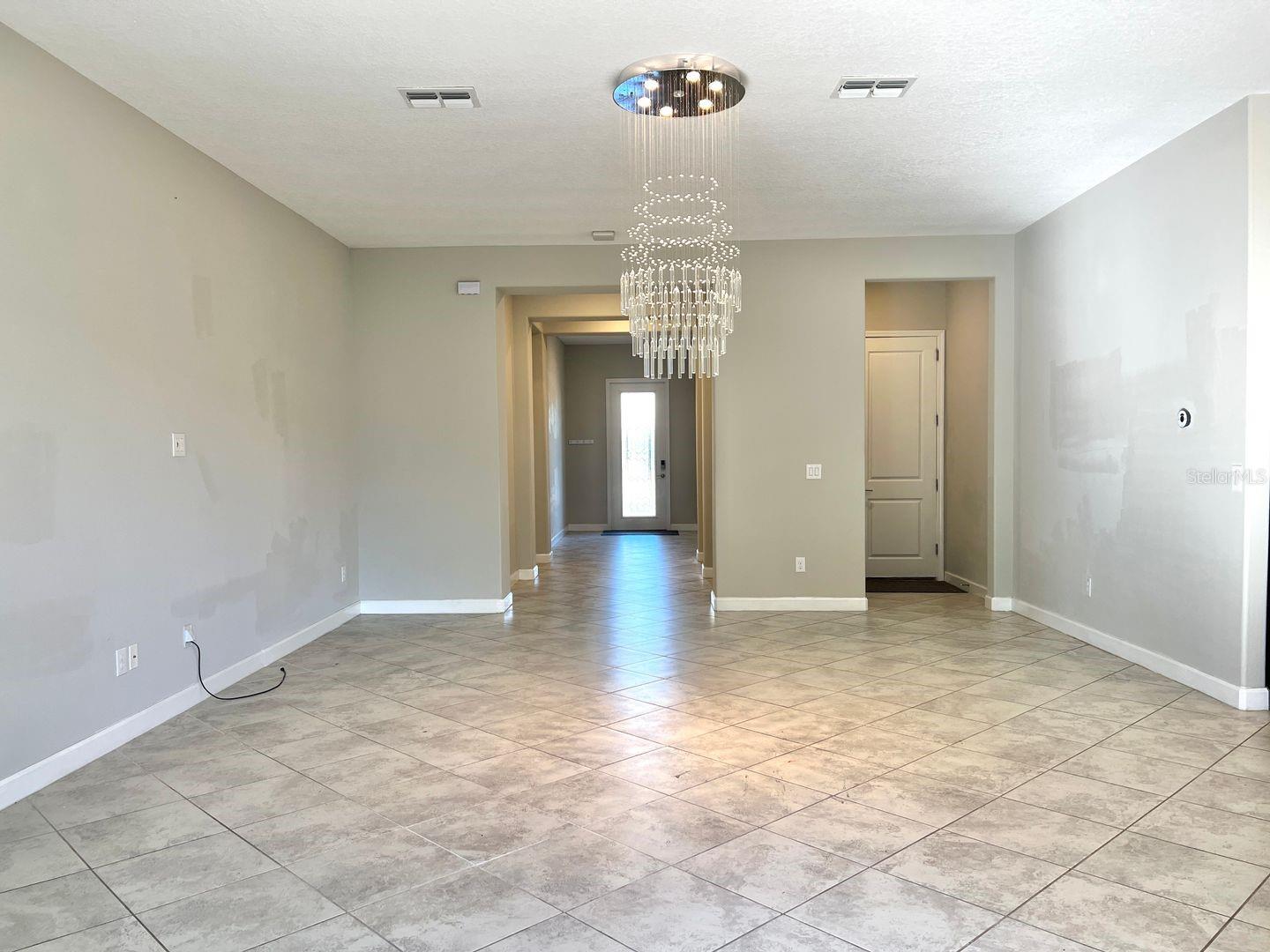 Image 4 of 35 For 2781 Hilliard Drive