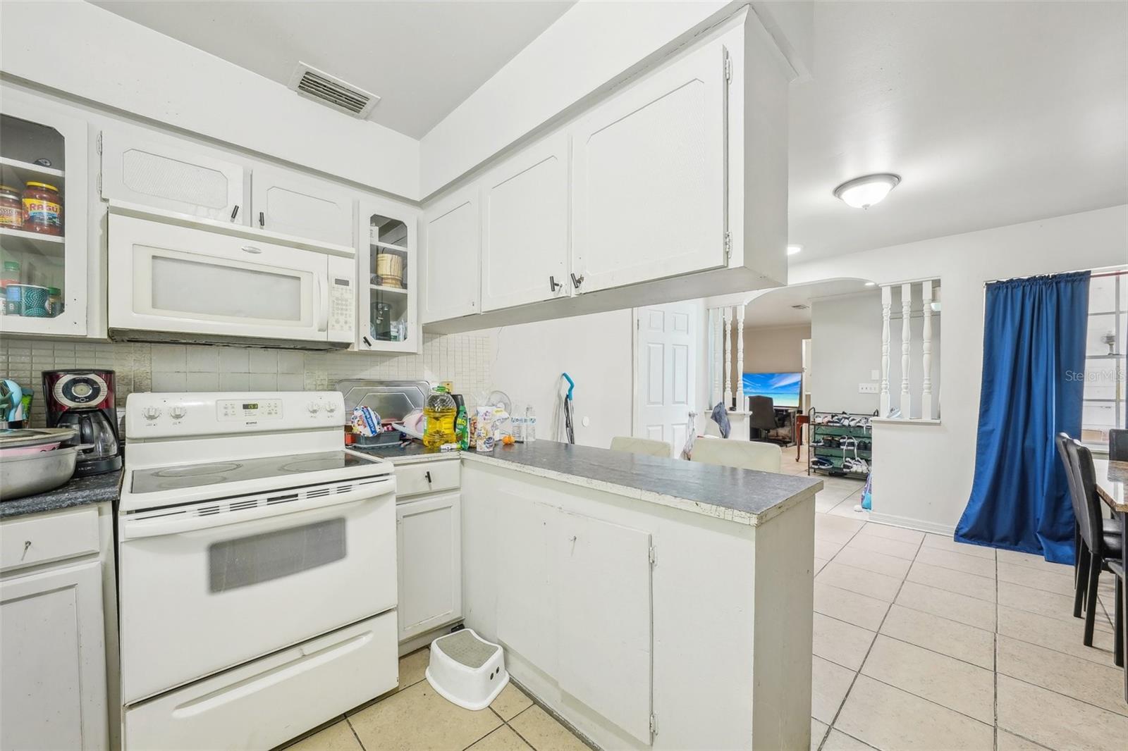 Image 5 of 28 For 6408 Olympia Avenue