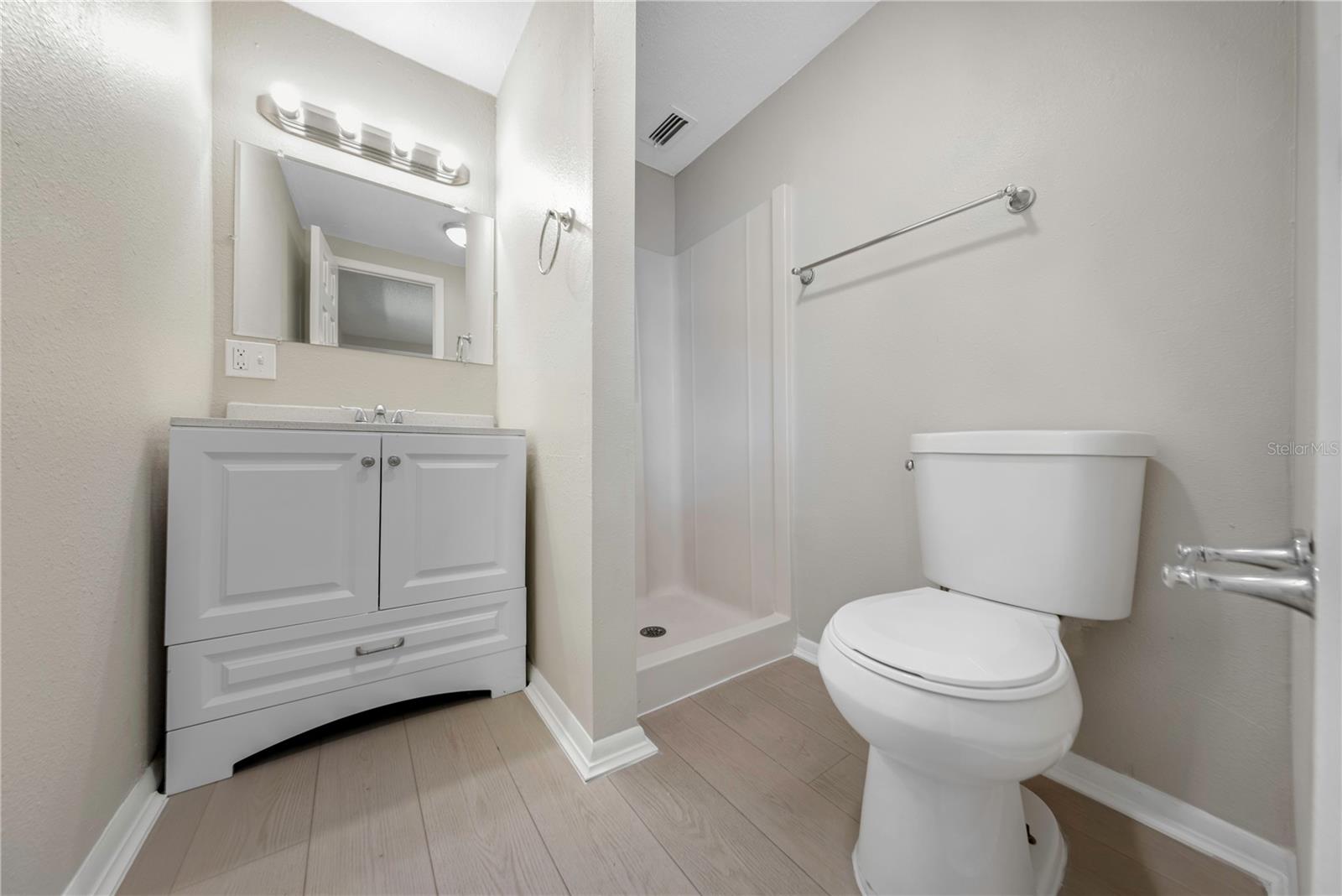 Image 13 of 19 For 8805 Plum Grove Court