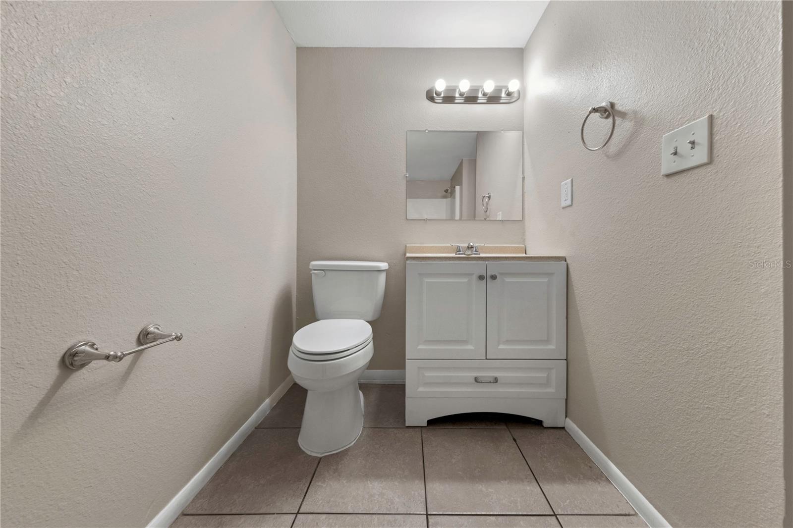 Image 16 of 19 For 8805 Plum Grove Court