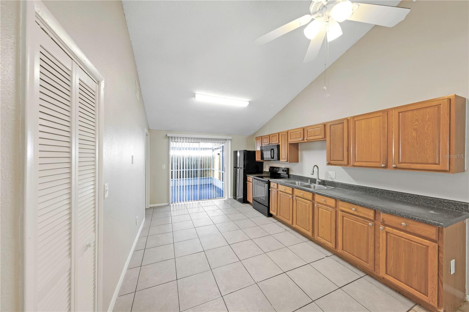 Image 8 of 19 For 8805 Plum Grove Court