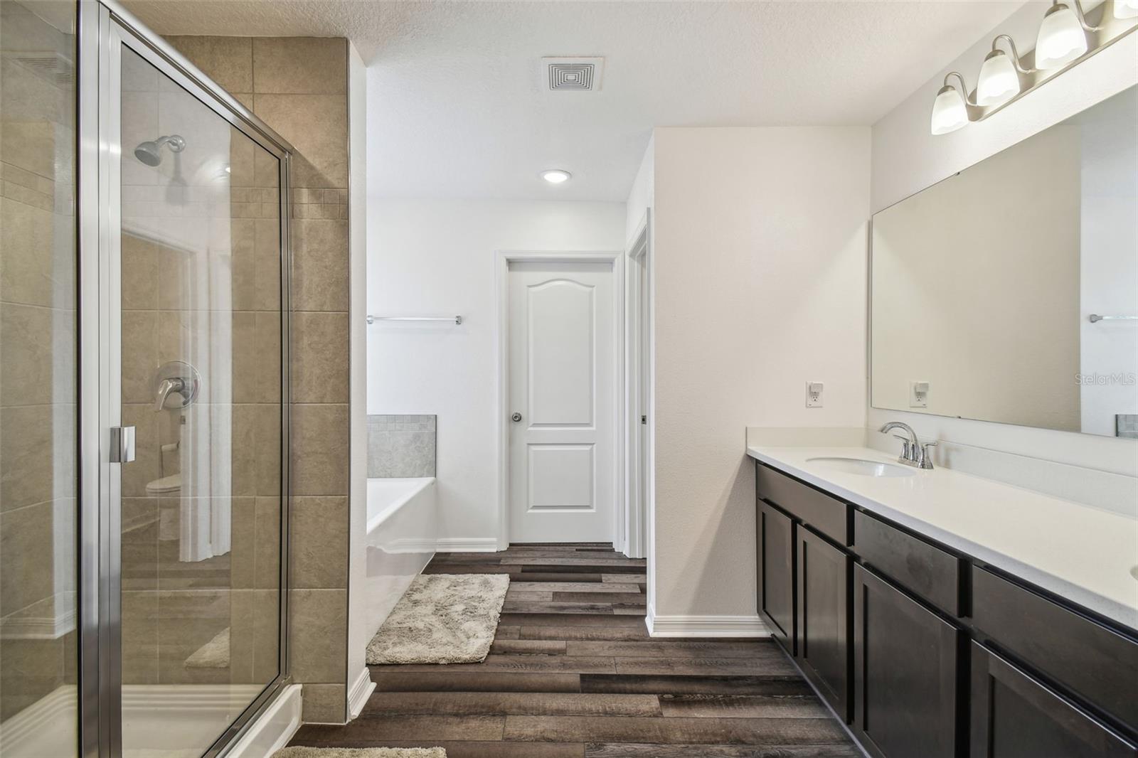 Image 21 of 57 For 14282 Coronado Drive