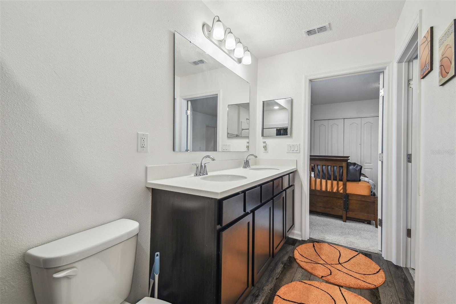 Image 30 of 57 For 14282 Coronado Drive
