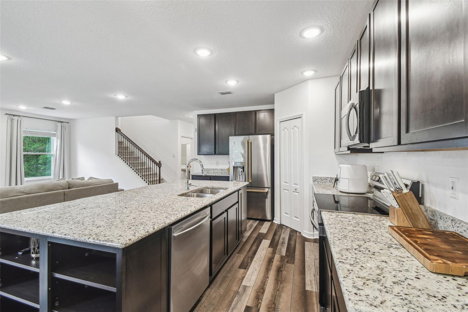 Image 9 of 57 For 14282 Coronado Drive