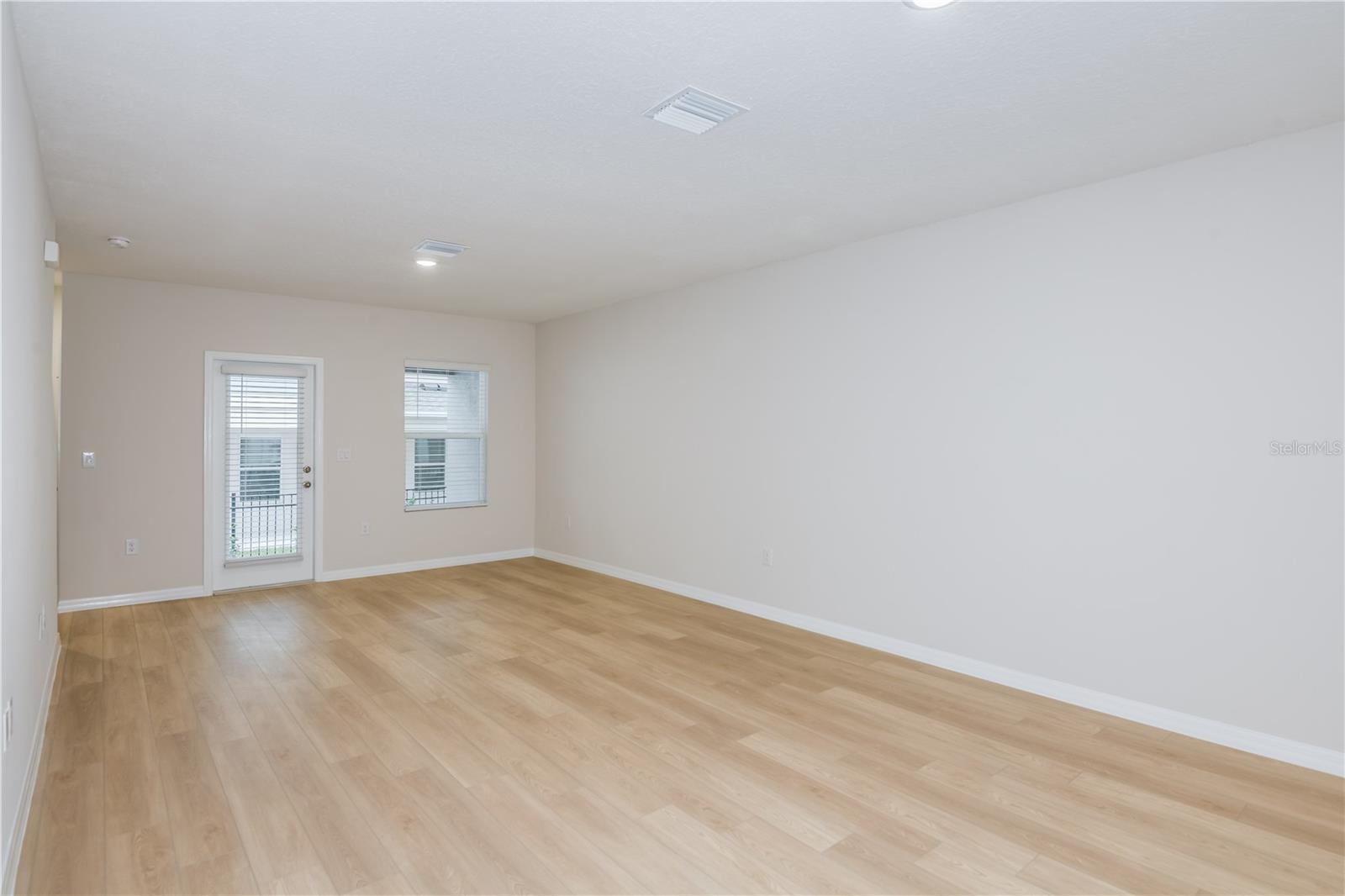 Image 8 of 16 For 3775 King Hill Drive