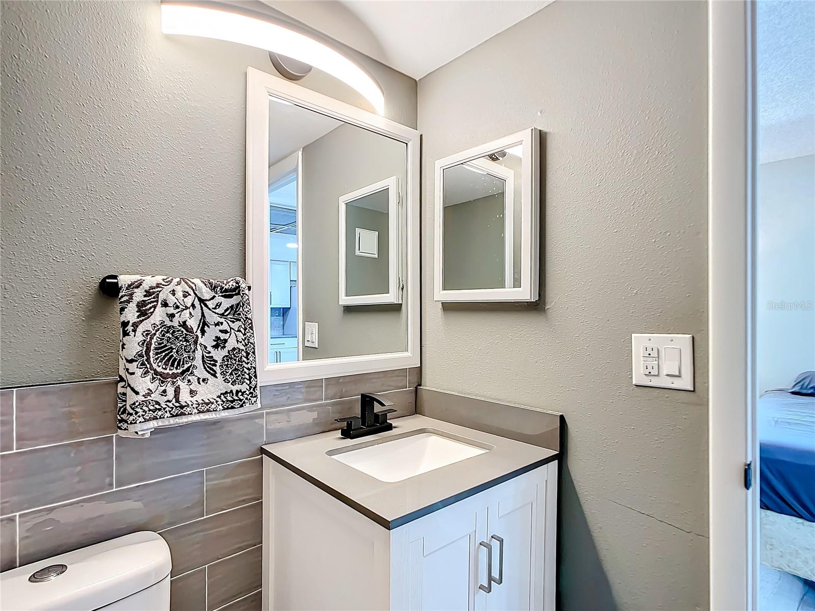 Image 23 of 30 For 14130 Rosemary Lane 3215