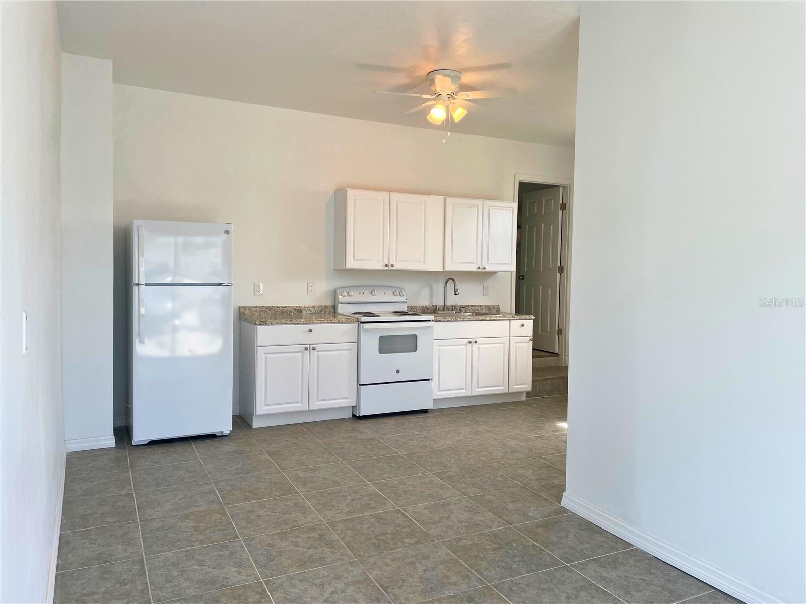 Image 3 of 10 For 150 Madeira Avenue 3