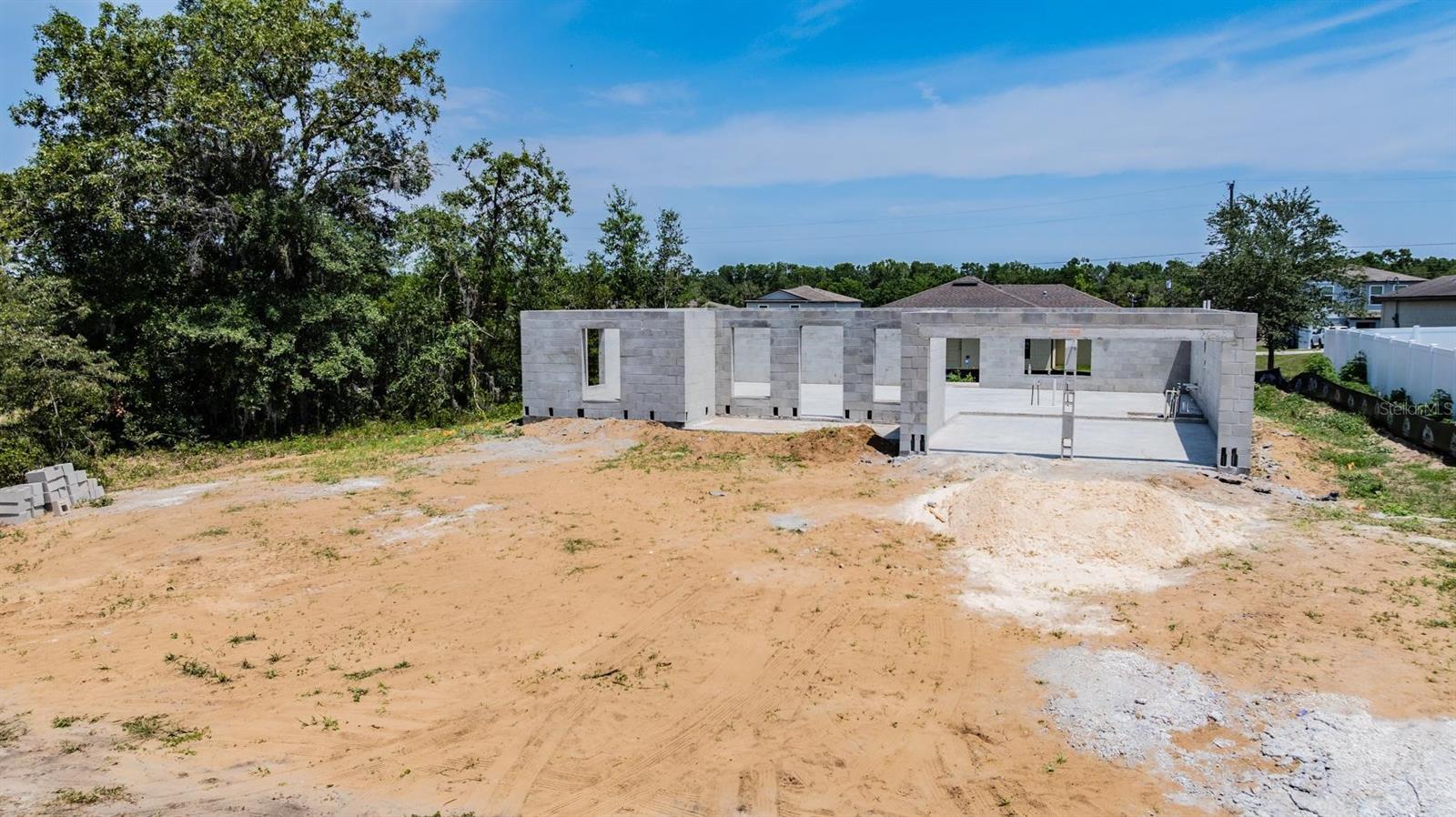Image 11 of 22 For 27017 Mott Avenue