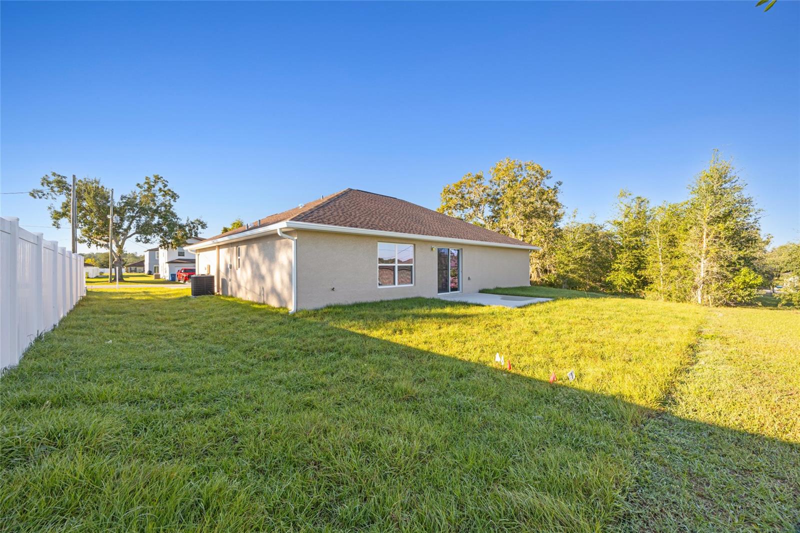 Image 24 of 31 For 27017 Mott Avenue