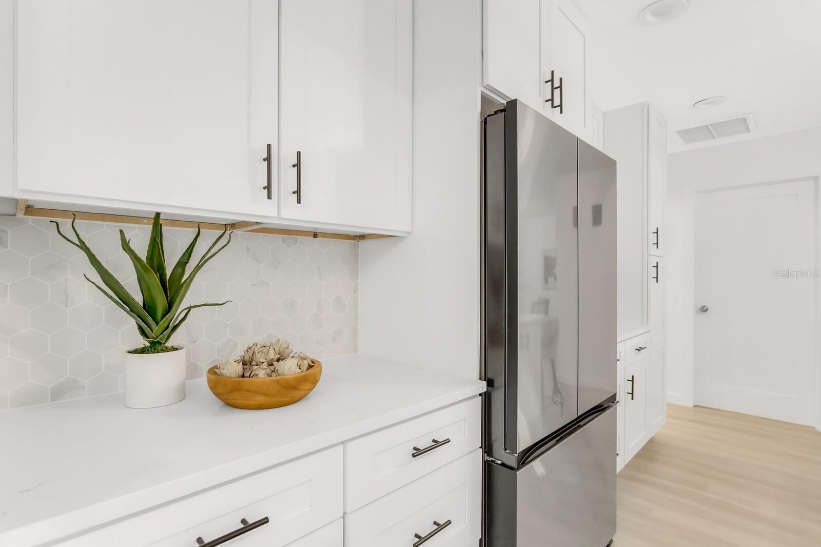 Listing photo id 20 for 7032 Pelican Island Drive