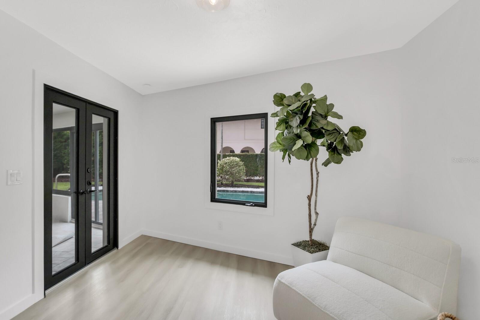 Listing photo id 38 for 7032 Pelican Island Drive