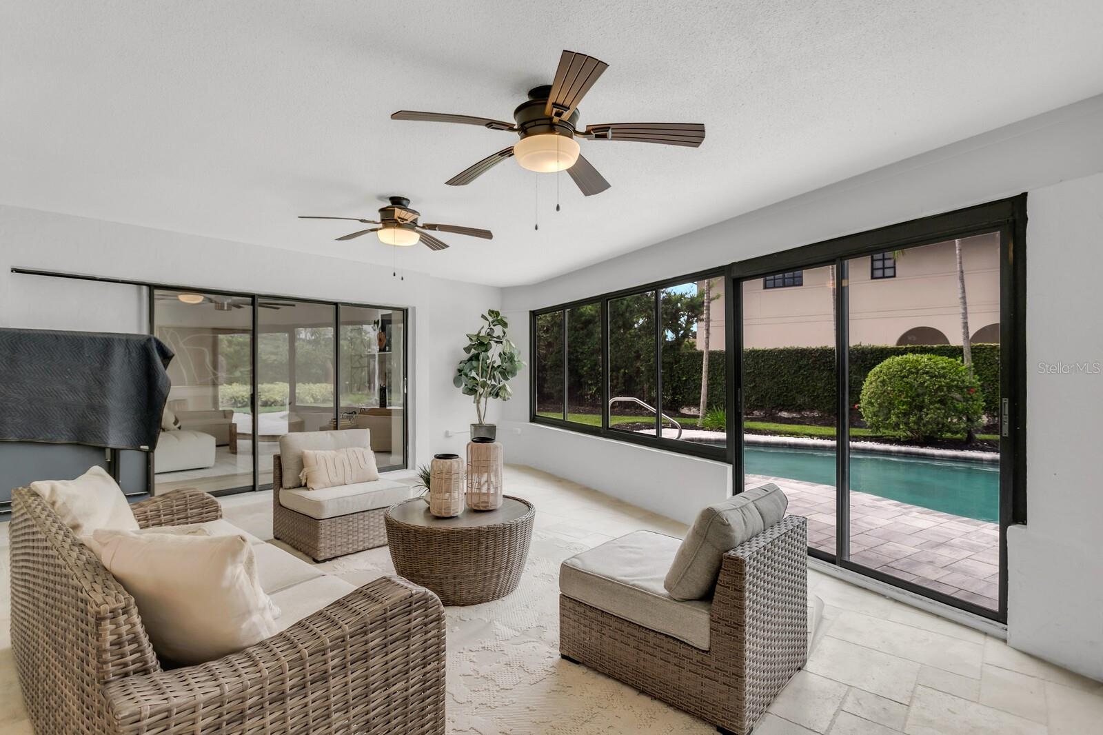 Listing photo id 44 for 7032 Pelican Island Drive