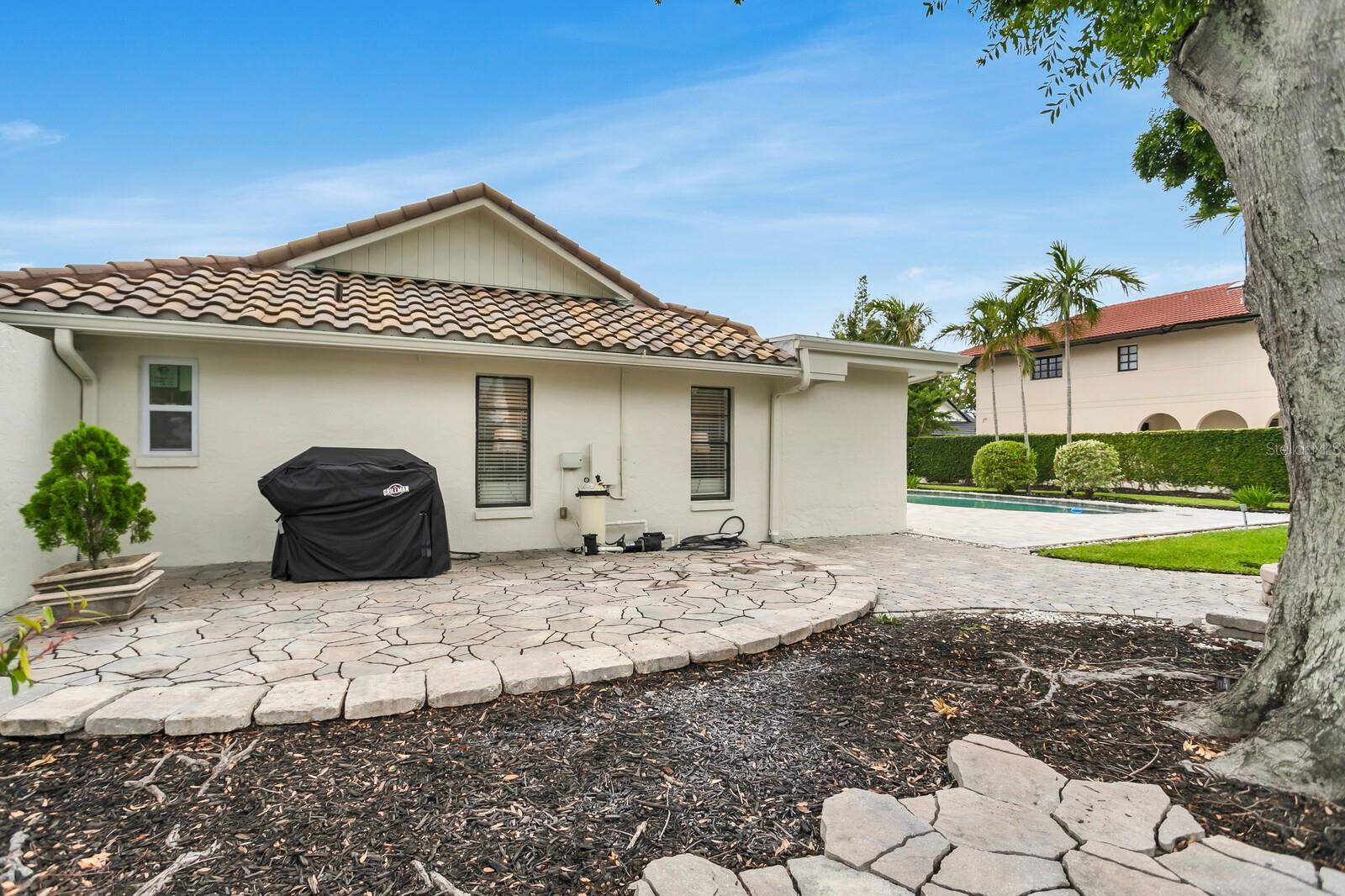 Listing photo id 53 for 7032 Pelican Island Drive