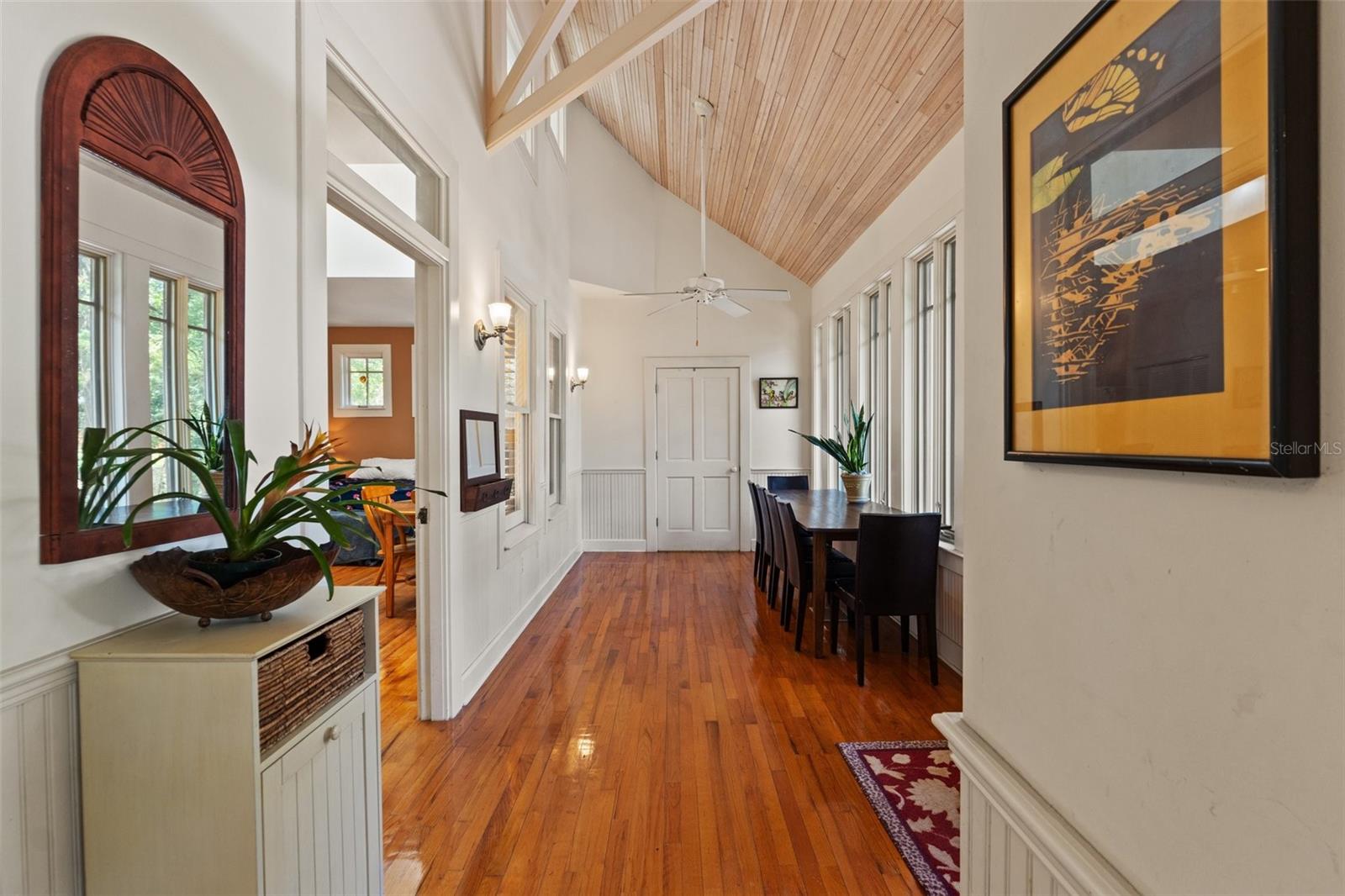 Image 15 of 48 For 1001 Crawford Street