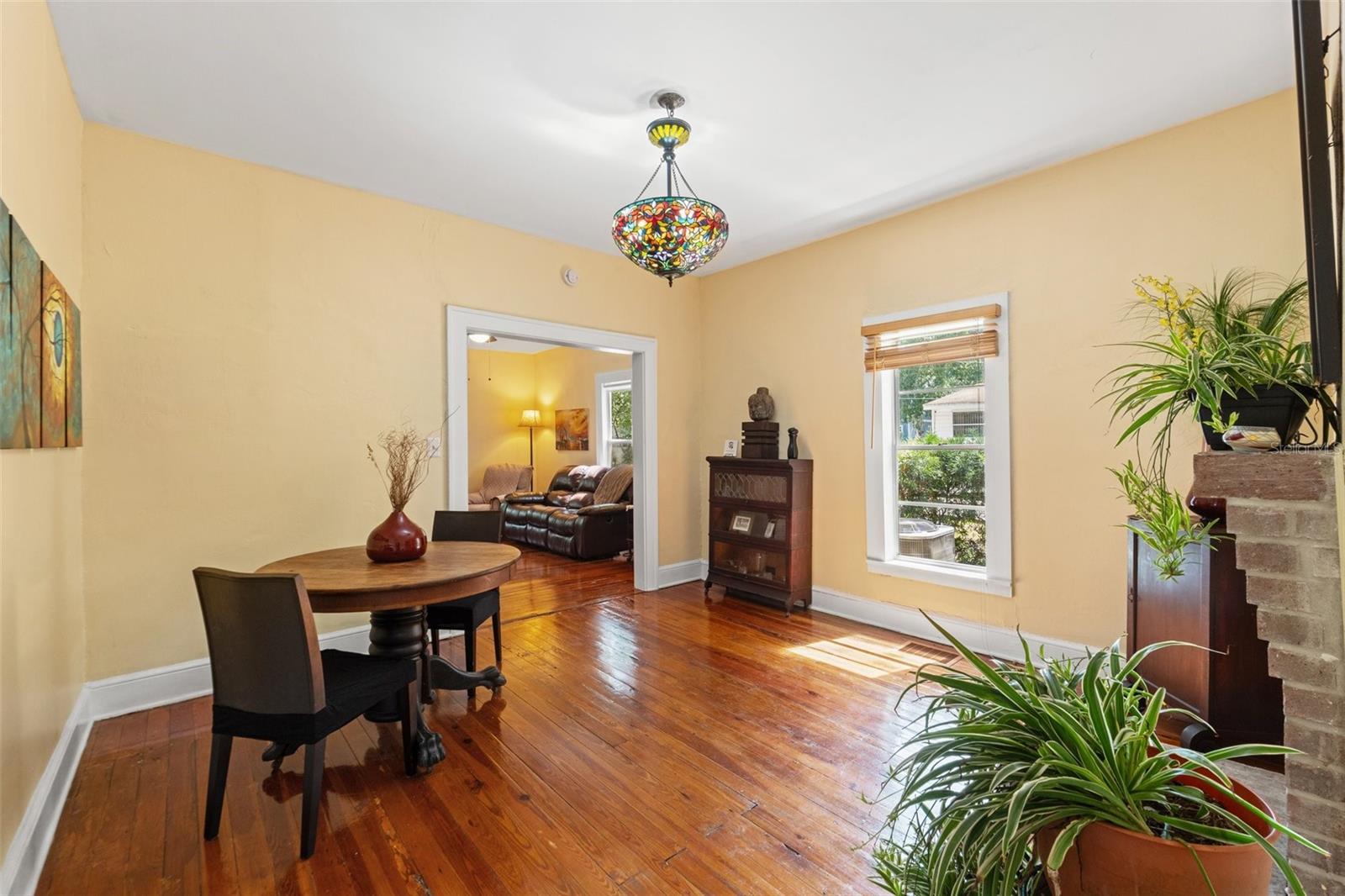 Image 9 of 48 For 1001 Crawford Street