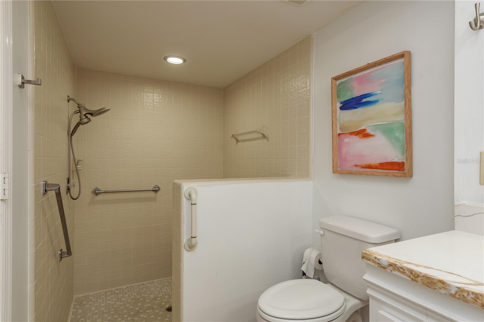 Listing photo id 18 for 3071 Bolt Drive