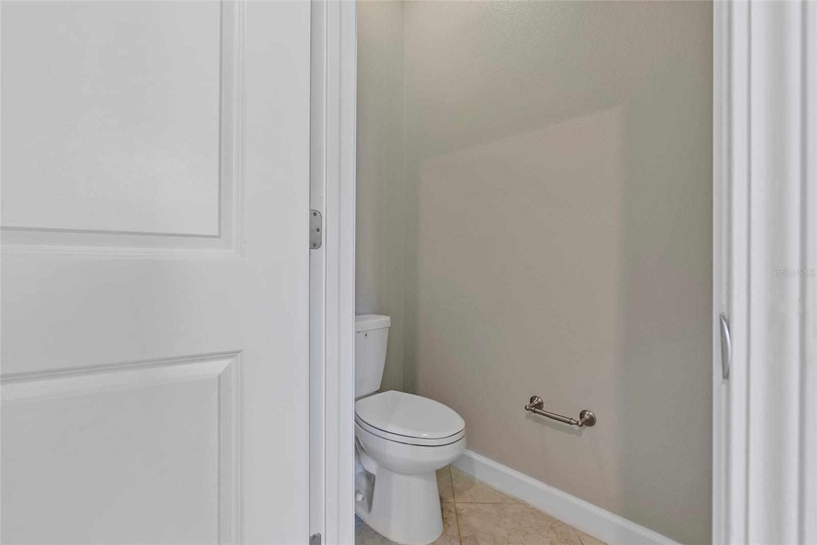 Image 11 of 35 For 4690 Coachford Drive