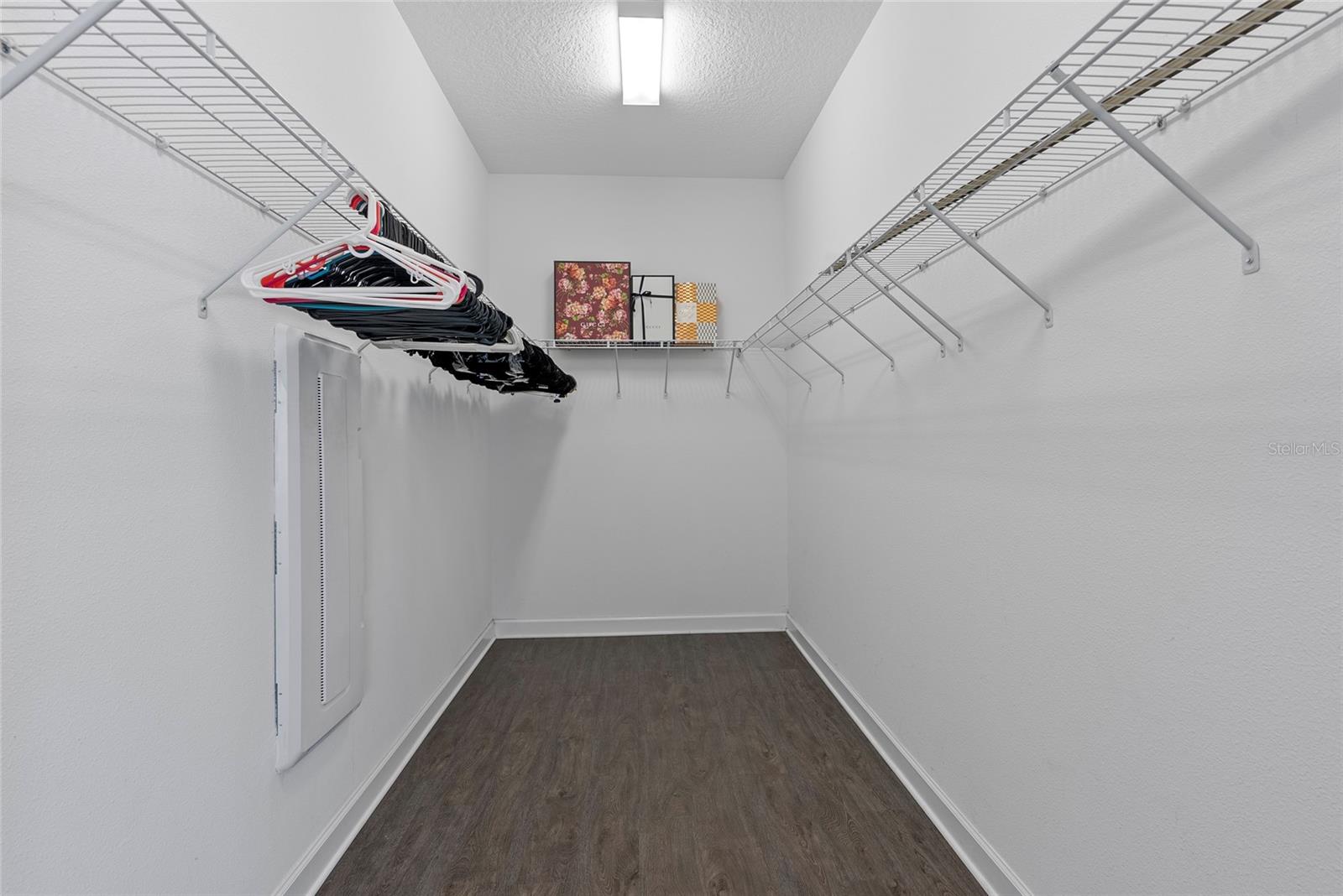 Image 12 of 35 For 4690 Coachford Drive