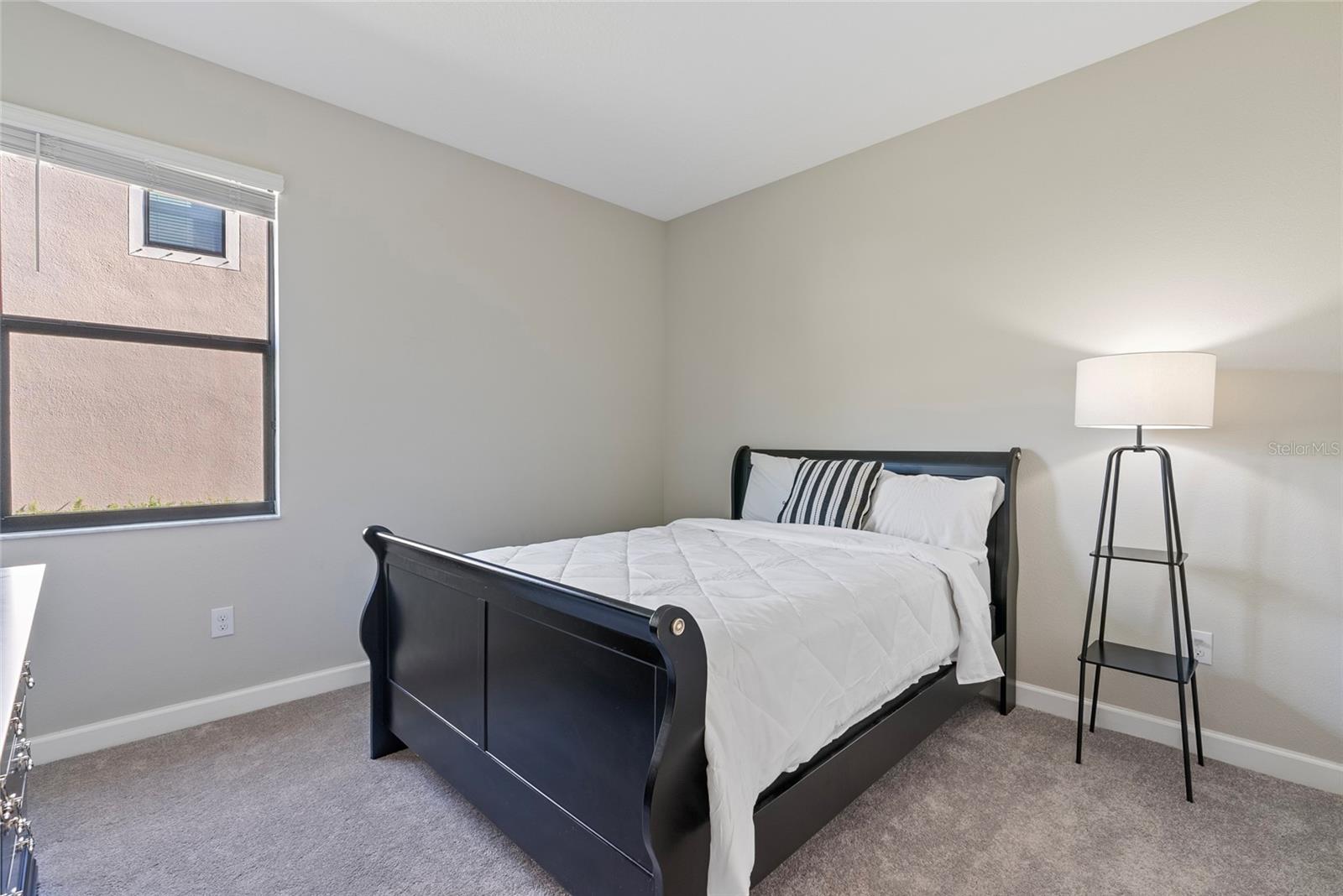 Image 13 of 35 For 4690 Coachford Drive