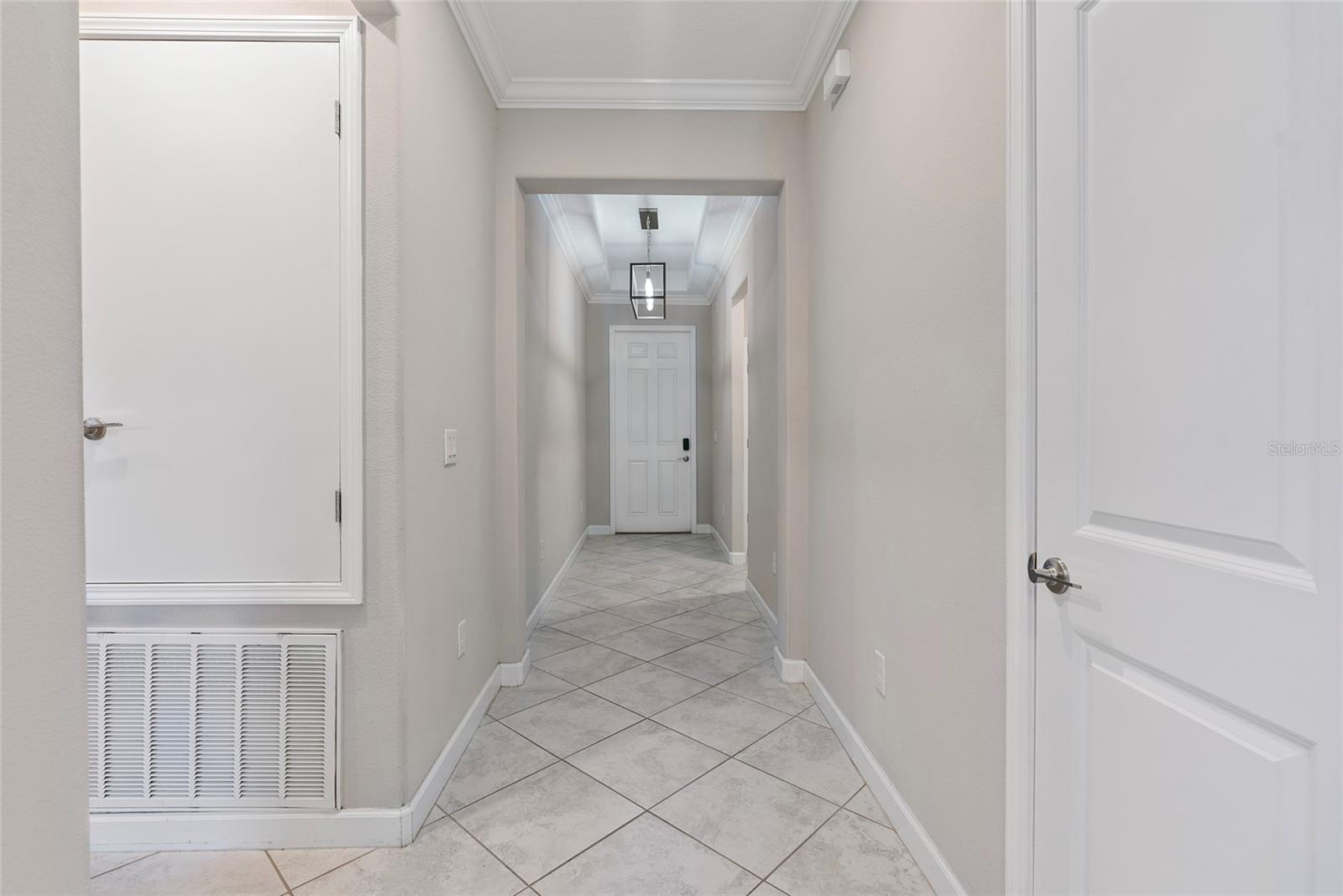 Image 17 of 35 For 4690 Coachford Drive