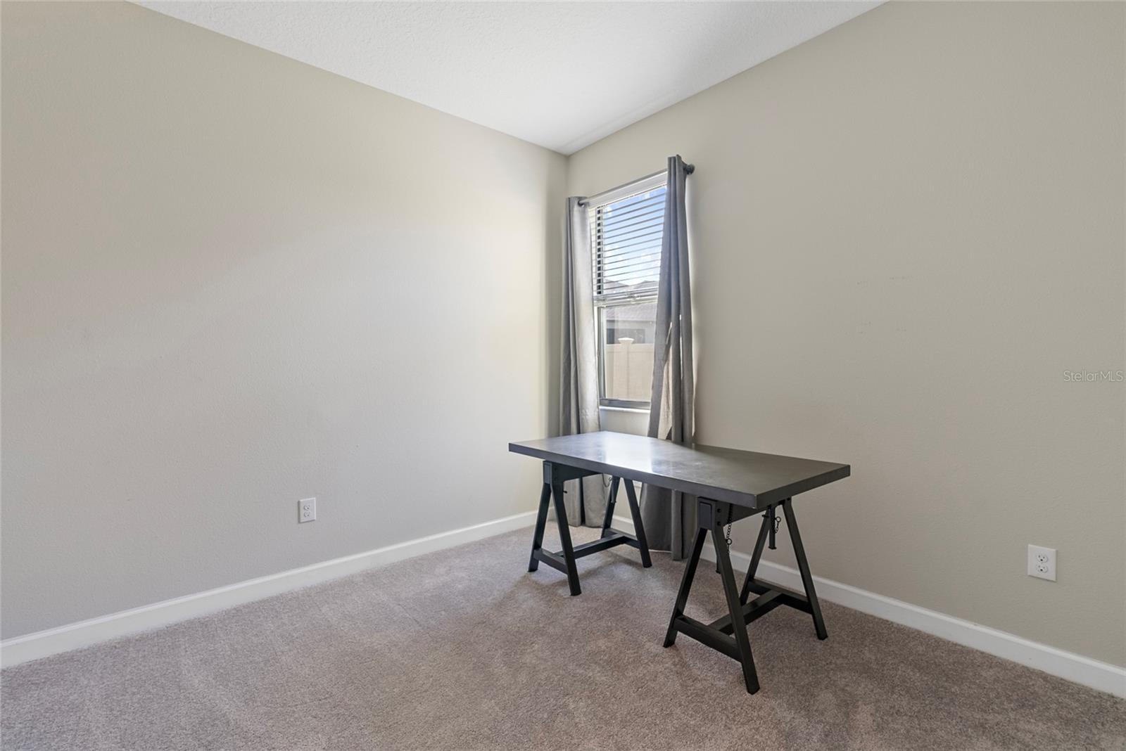 Image 19 of 35 For 4690 Coachford Drive
