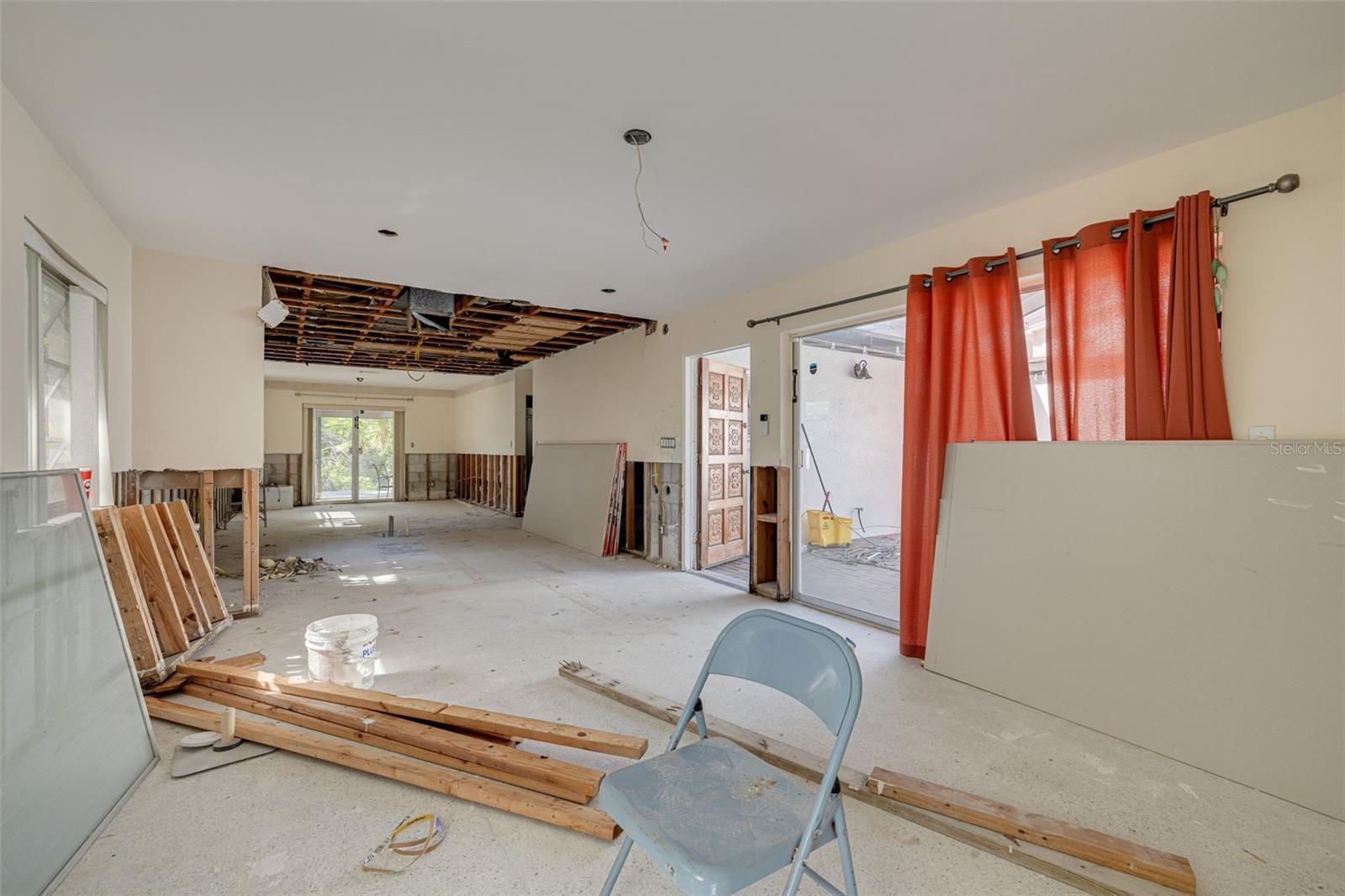 Image 6 of 29 For 328 Tallahassee Drive Ne