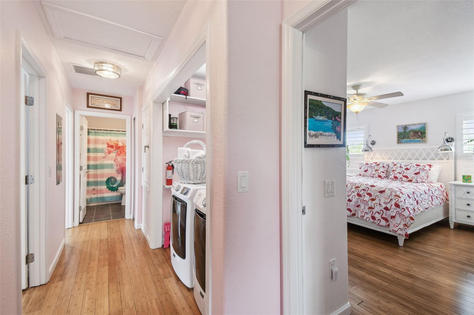 Listing photo id 14 for 3227 Rose Arbor Drive
