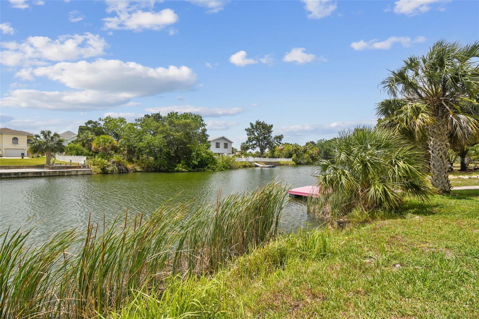 Listing photo id 0 for 3227 Rose Arbor Drive