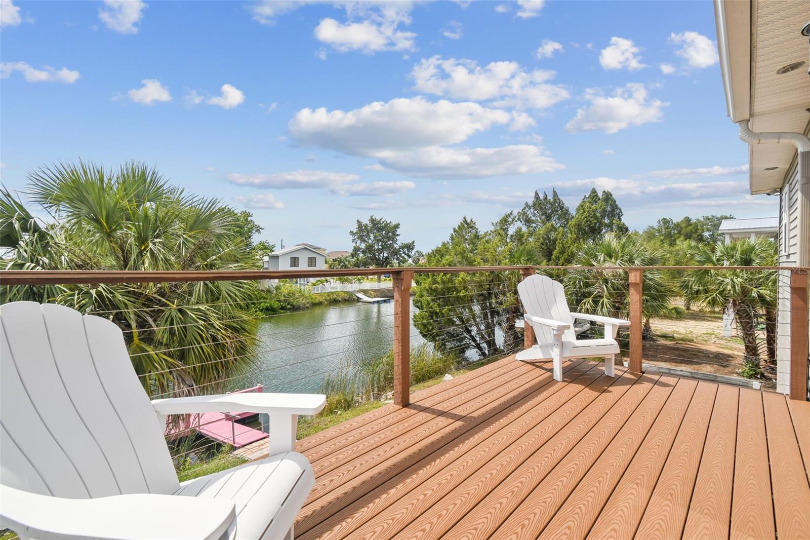 Listing photo id 19 for 3227 Rose Arbor Drive