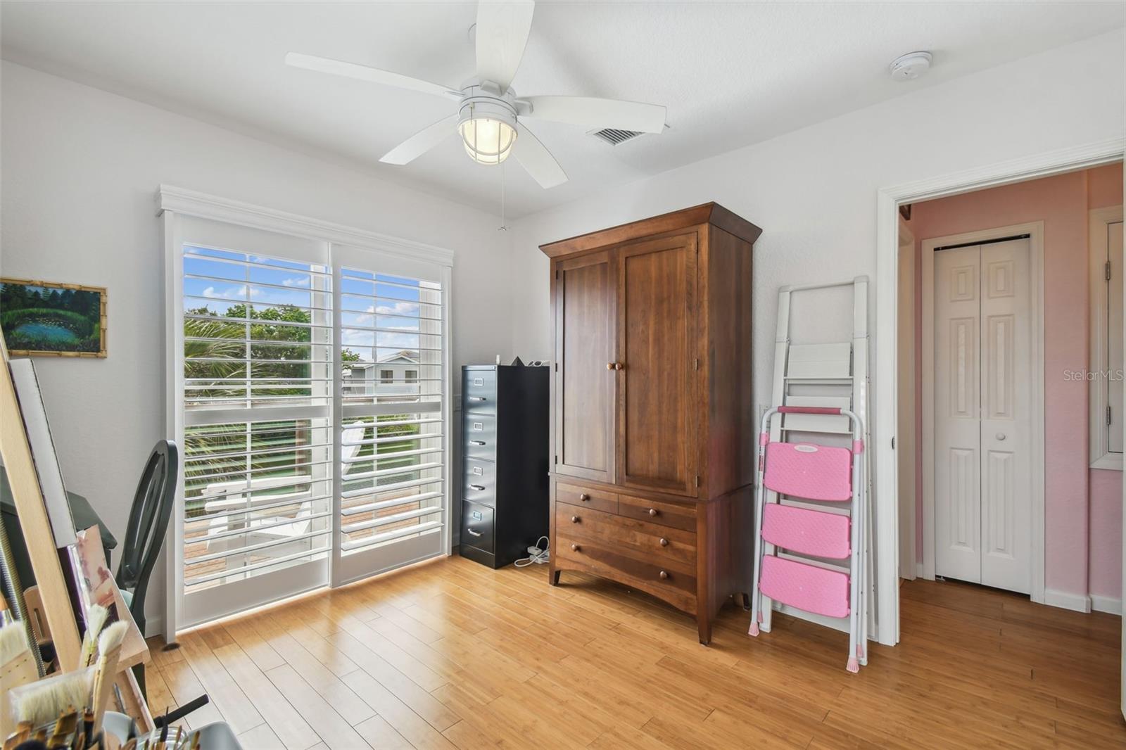 Listing photo id 22 for 3227 Rose Arbor Drive