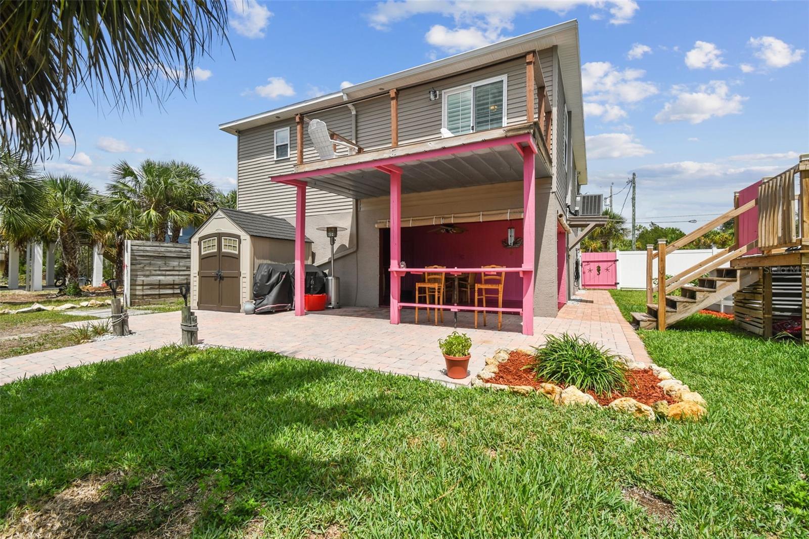 Listing photo id 30 for 3227 Rose Arbor Drive