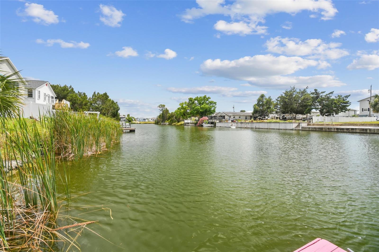 Listing photo id 40 for 3227 Rose Arbor Drive
