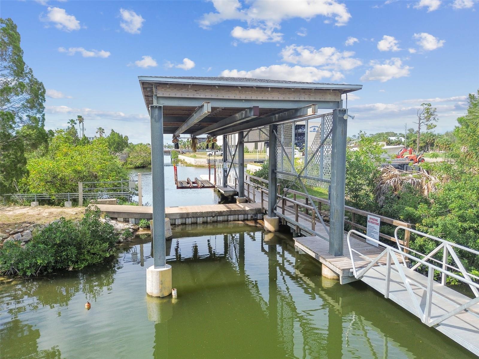 Listing photo id 44 for 3227 Rose Arbor Drive