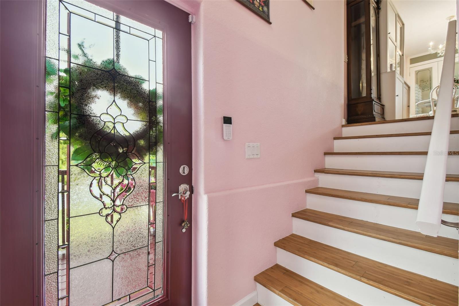 Listing photo id 5 for 3227 Rose Arbor Drive