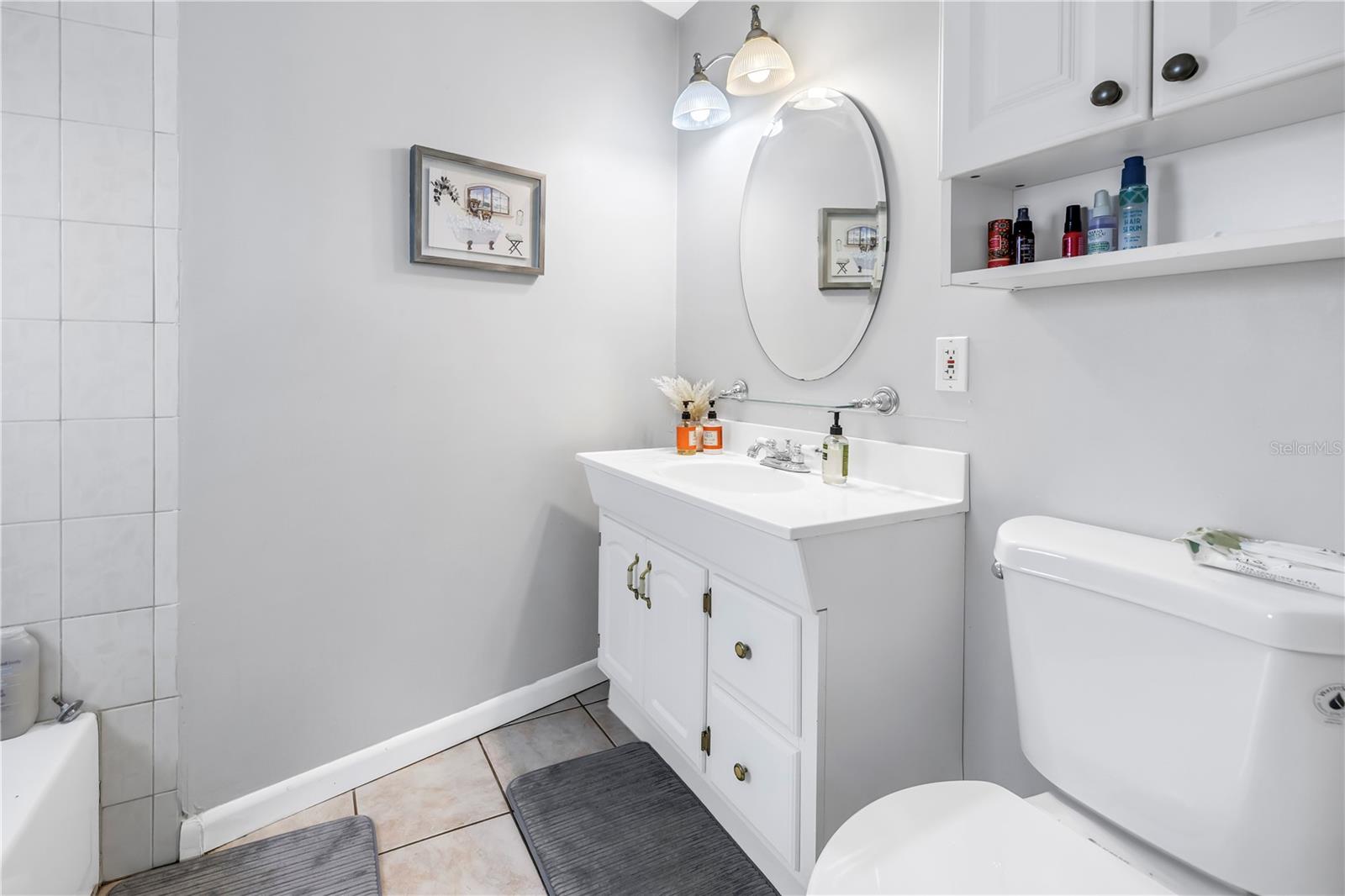 Image 40 of 77 For 546 26th Avenue N