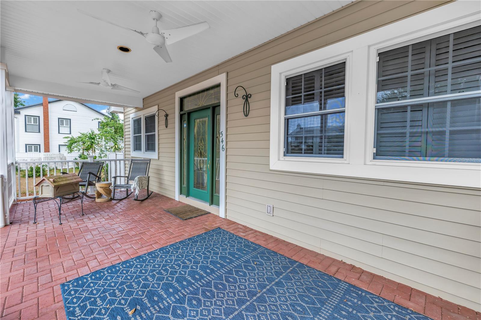Image 7 of 77 For 546 26th Avenue N