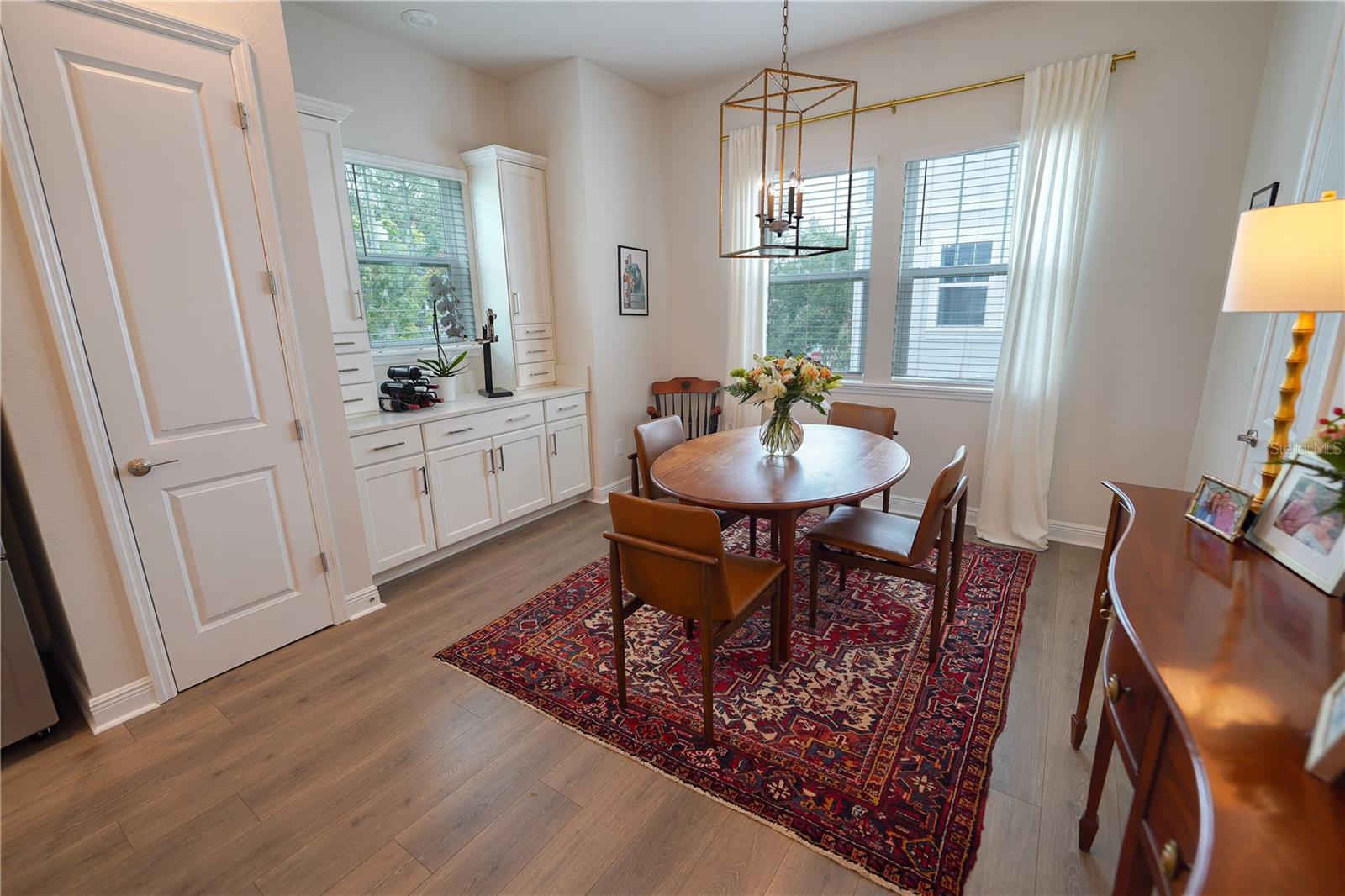 Image 11 of 33 For 202 S Tampania Ave  3