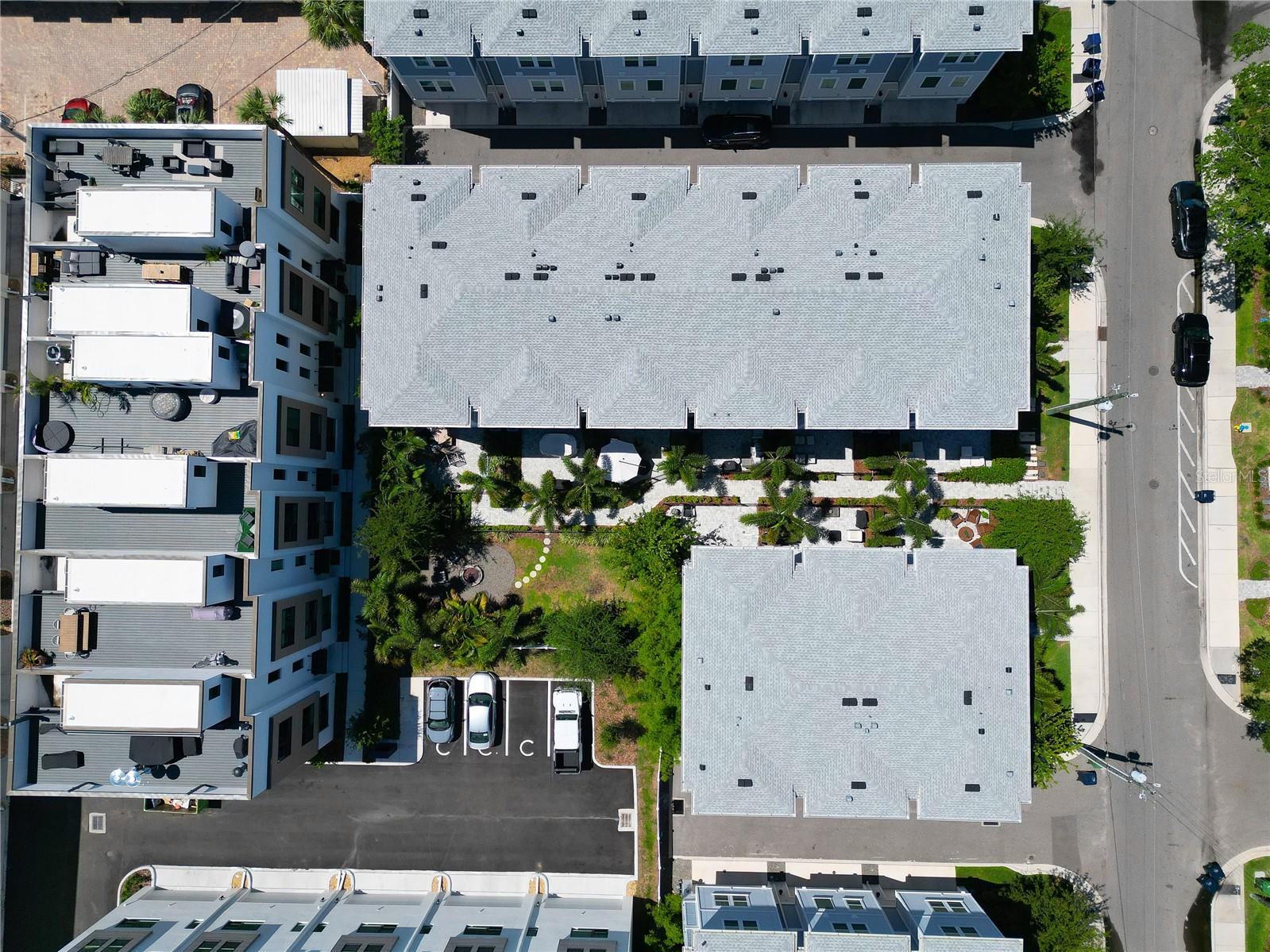 Image 31 of 33 For 202 S Tampania Ave  3
