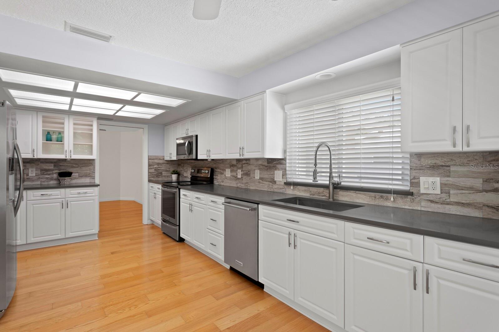 Image 14 of 91 For 80 Sycamore Court