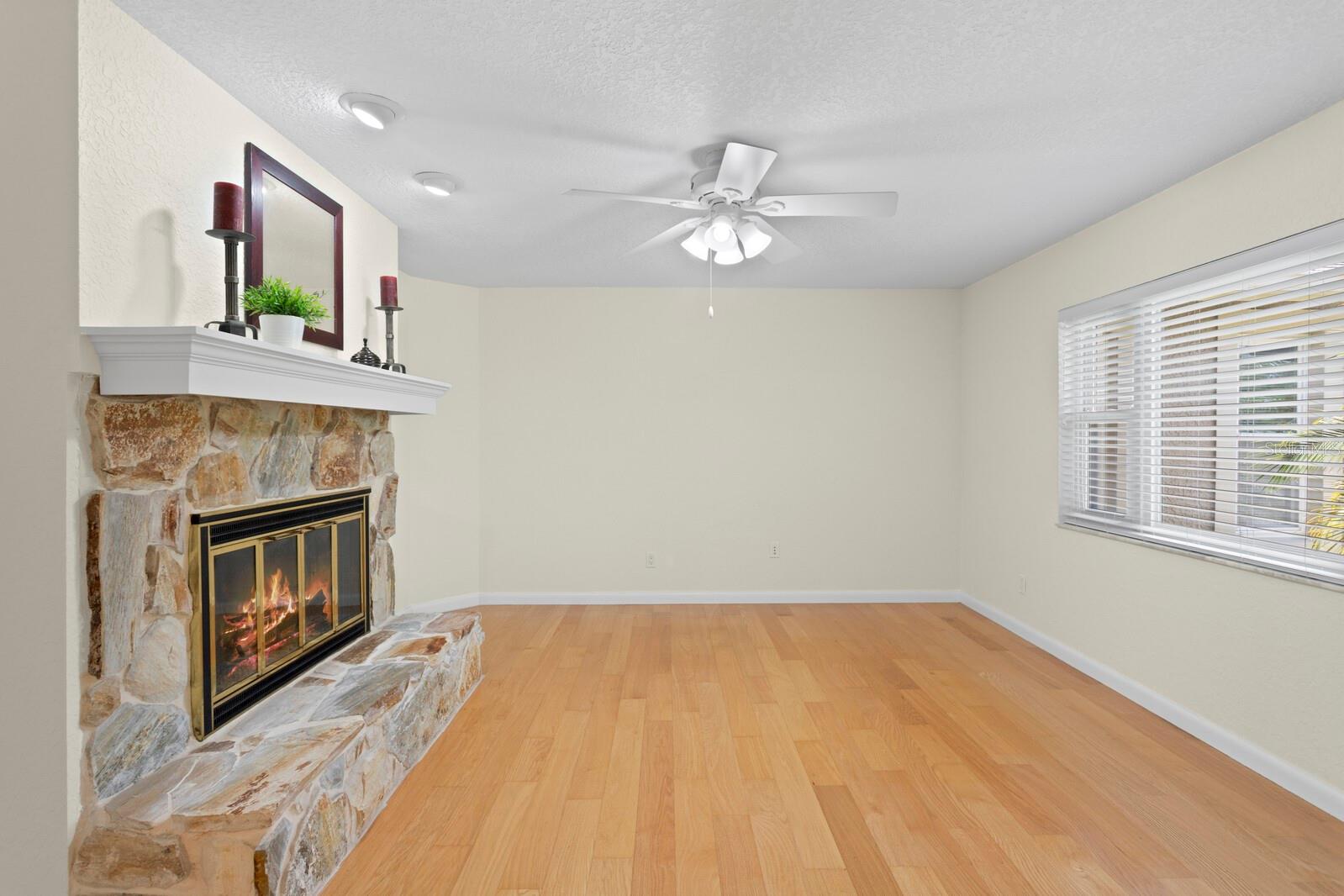 Image 18 of 91 For 80 Sycamore Court