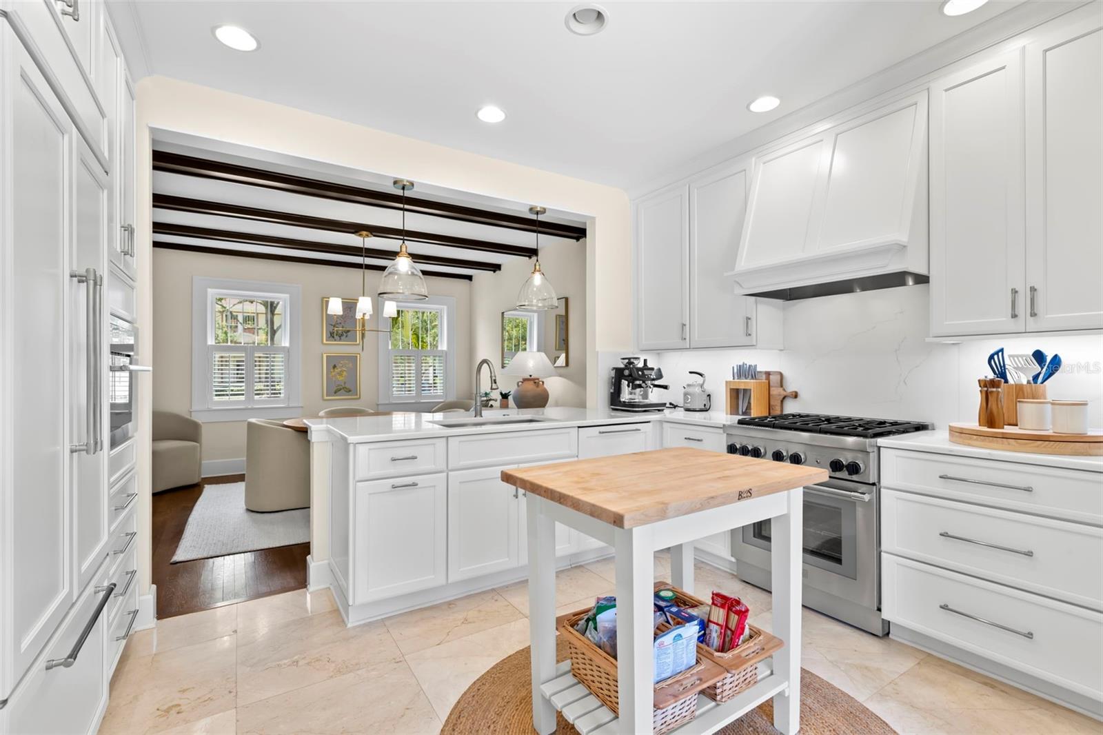 Image 18 of 63 For 455 18th Avenue Ne