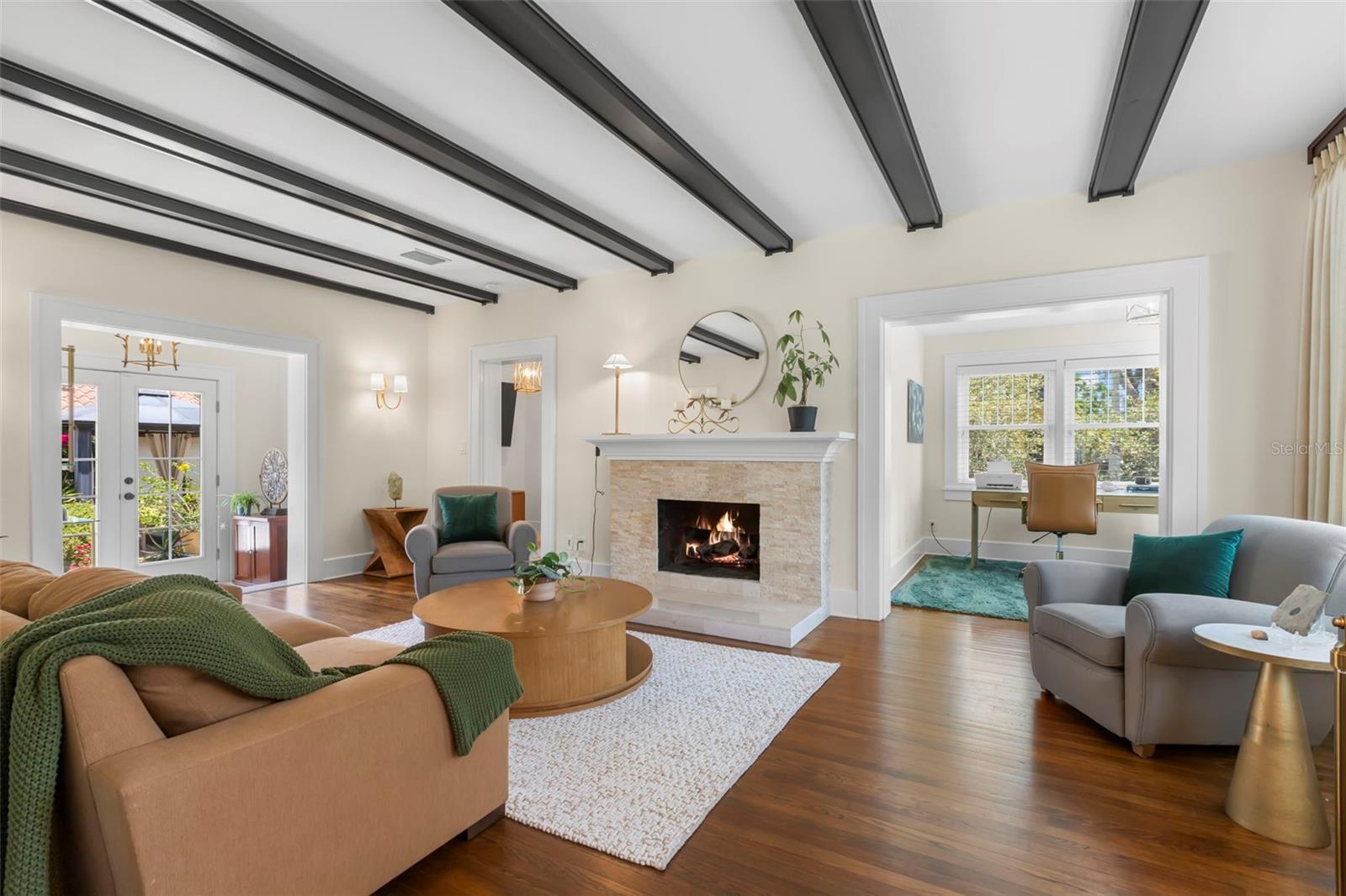 Image 5 of 63 For 455 18th Avenue Ne