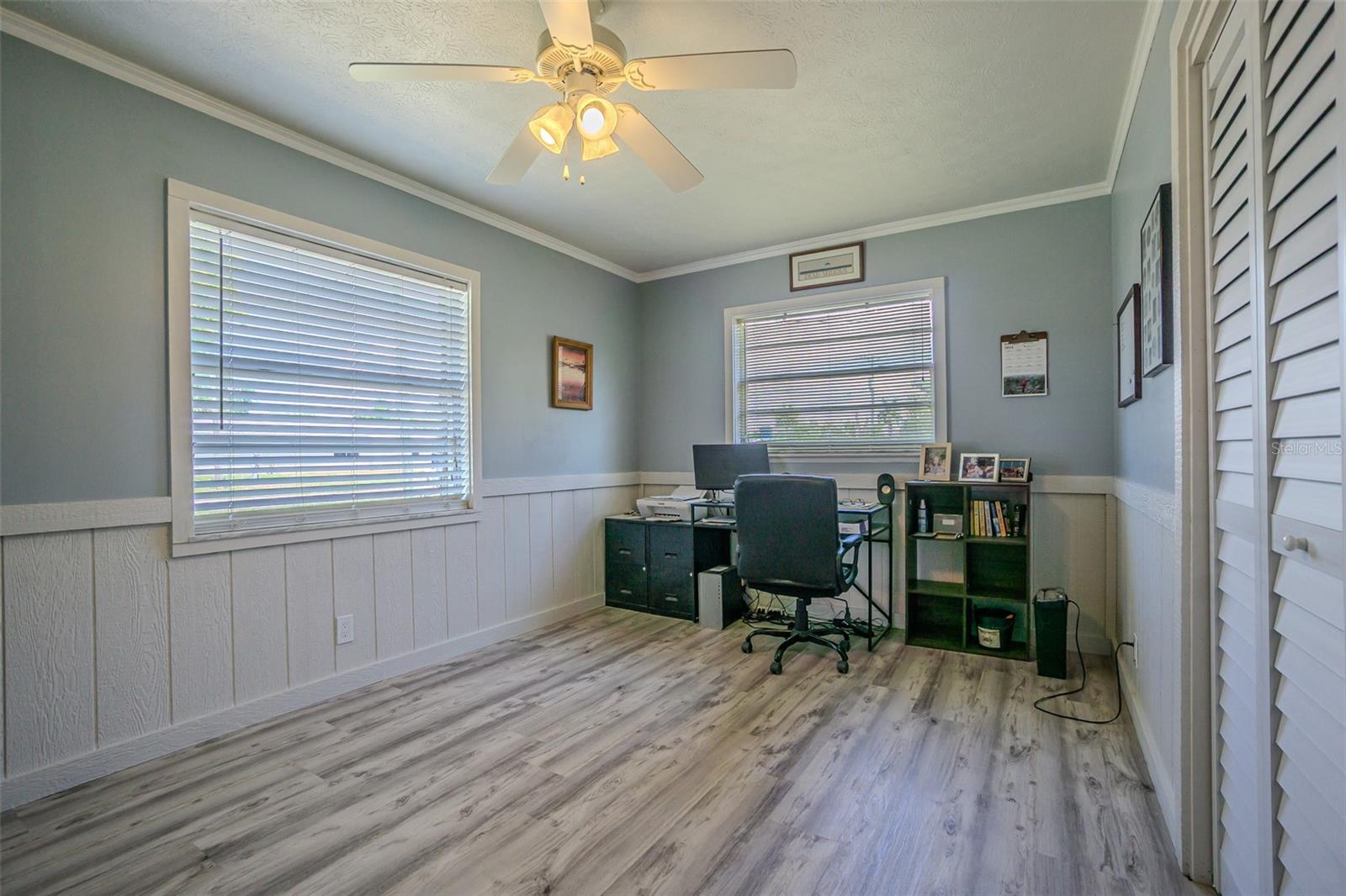 Image 14 of 33 For 402 12th Street Sw