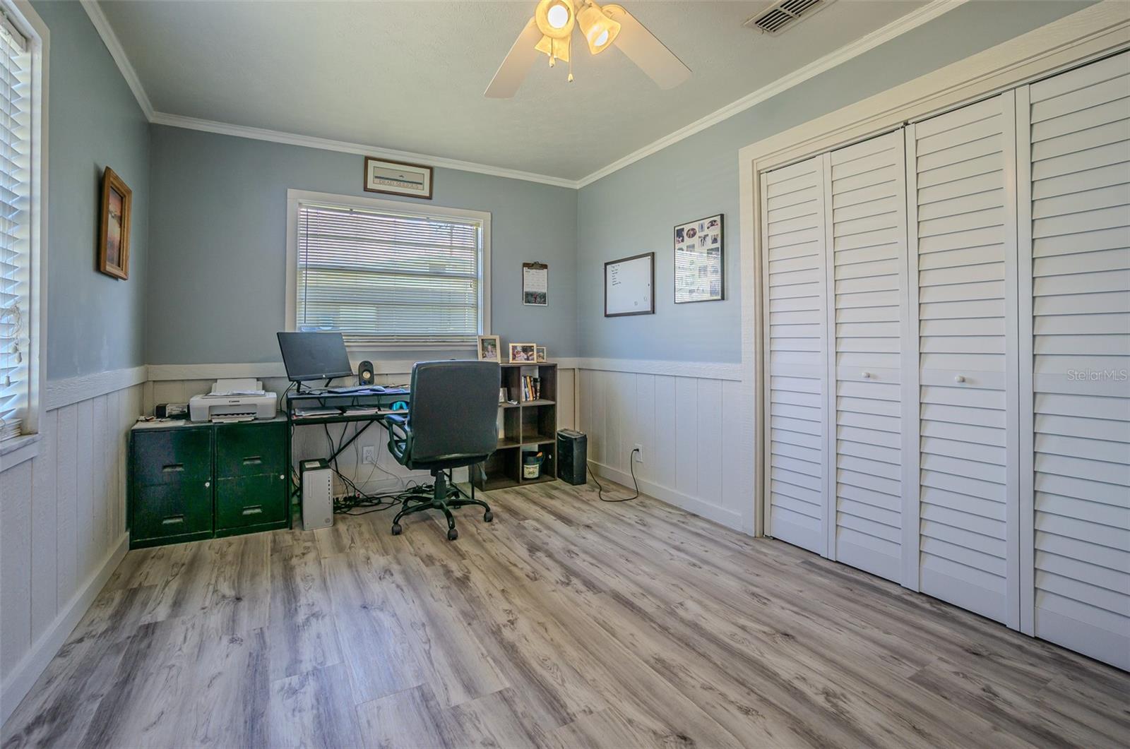 Image 15 of 33 For 402 12th Street Sw
