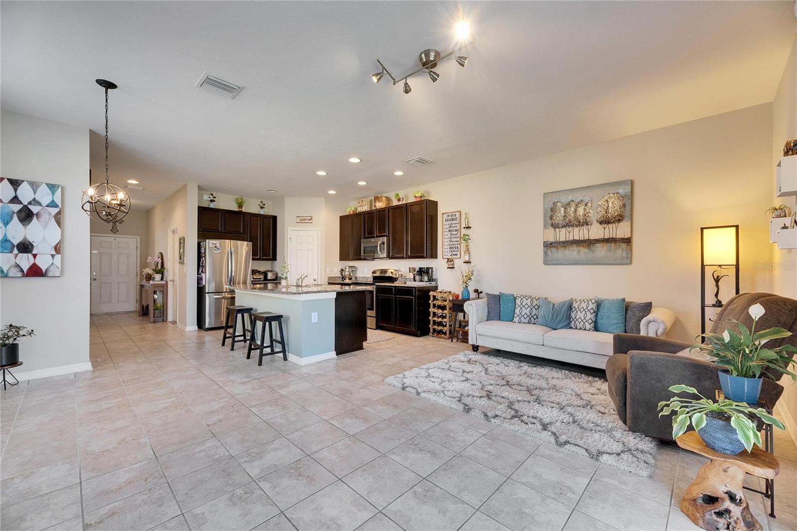 Image 12 of 59 For 6907 Holly Heath Drive